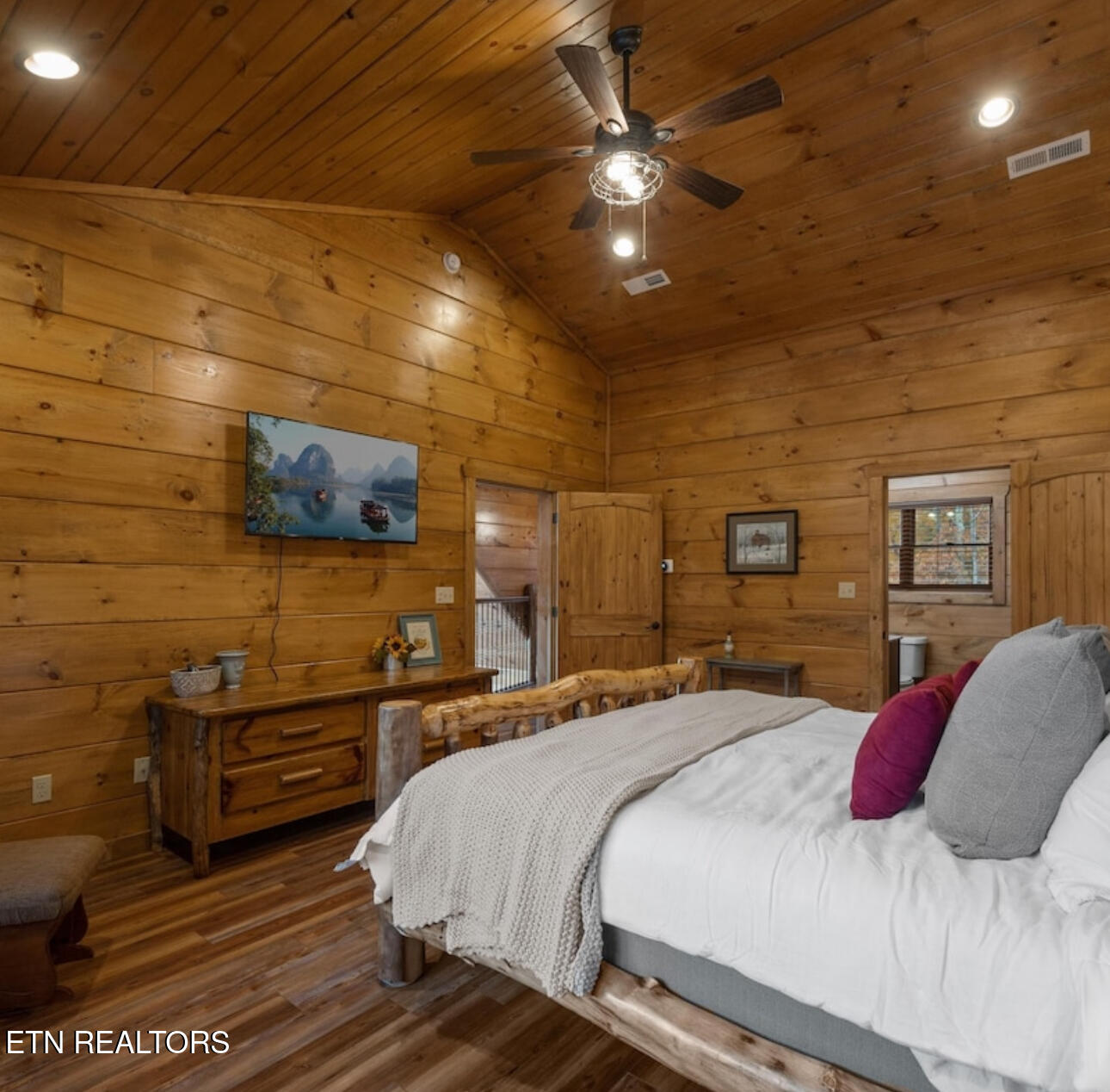 3742 Swearingen Way Sevierville TN 37862