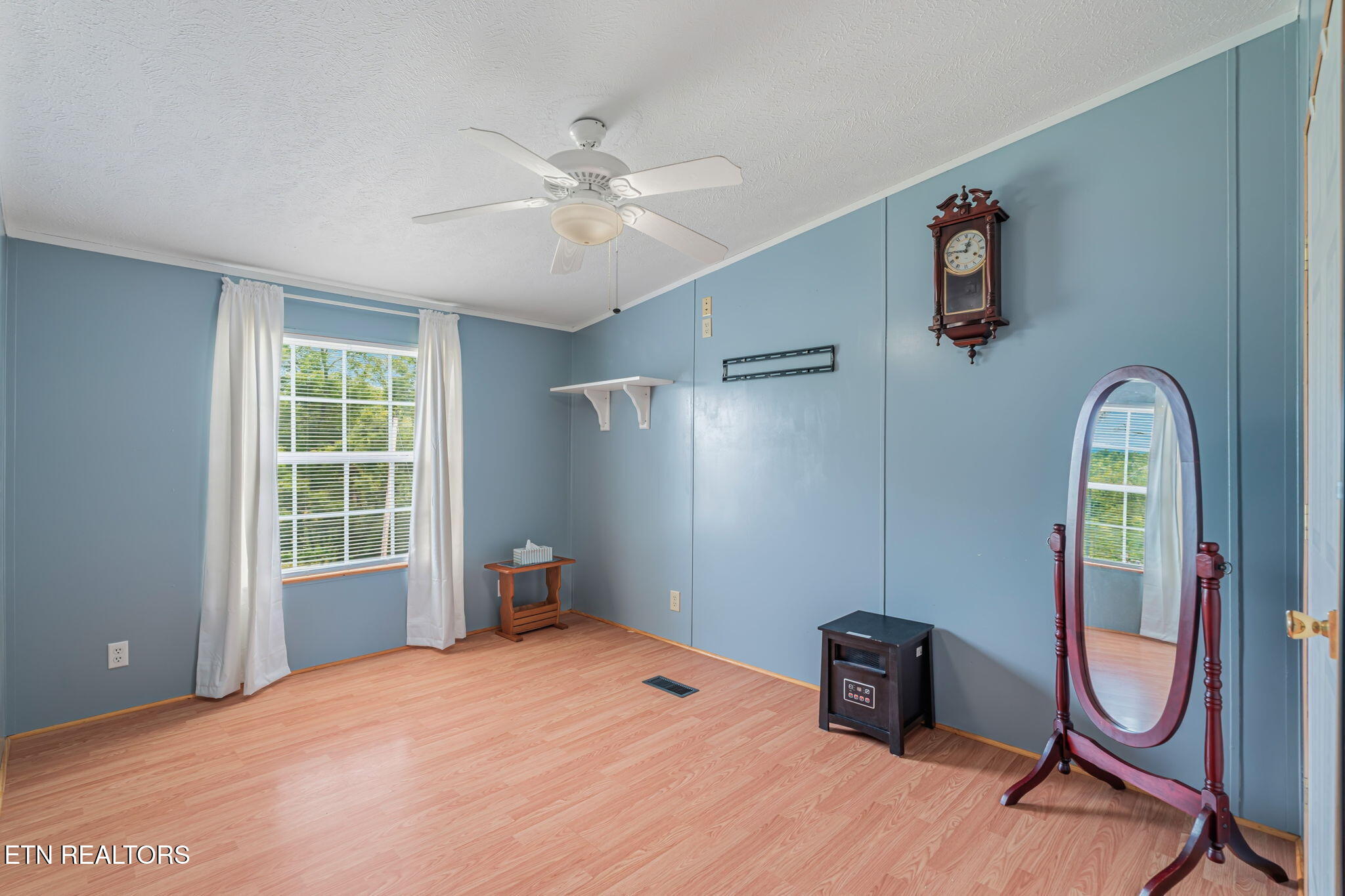 598 Abels Valley Road Rockwood TN 37854