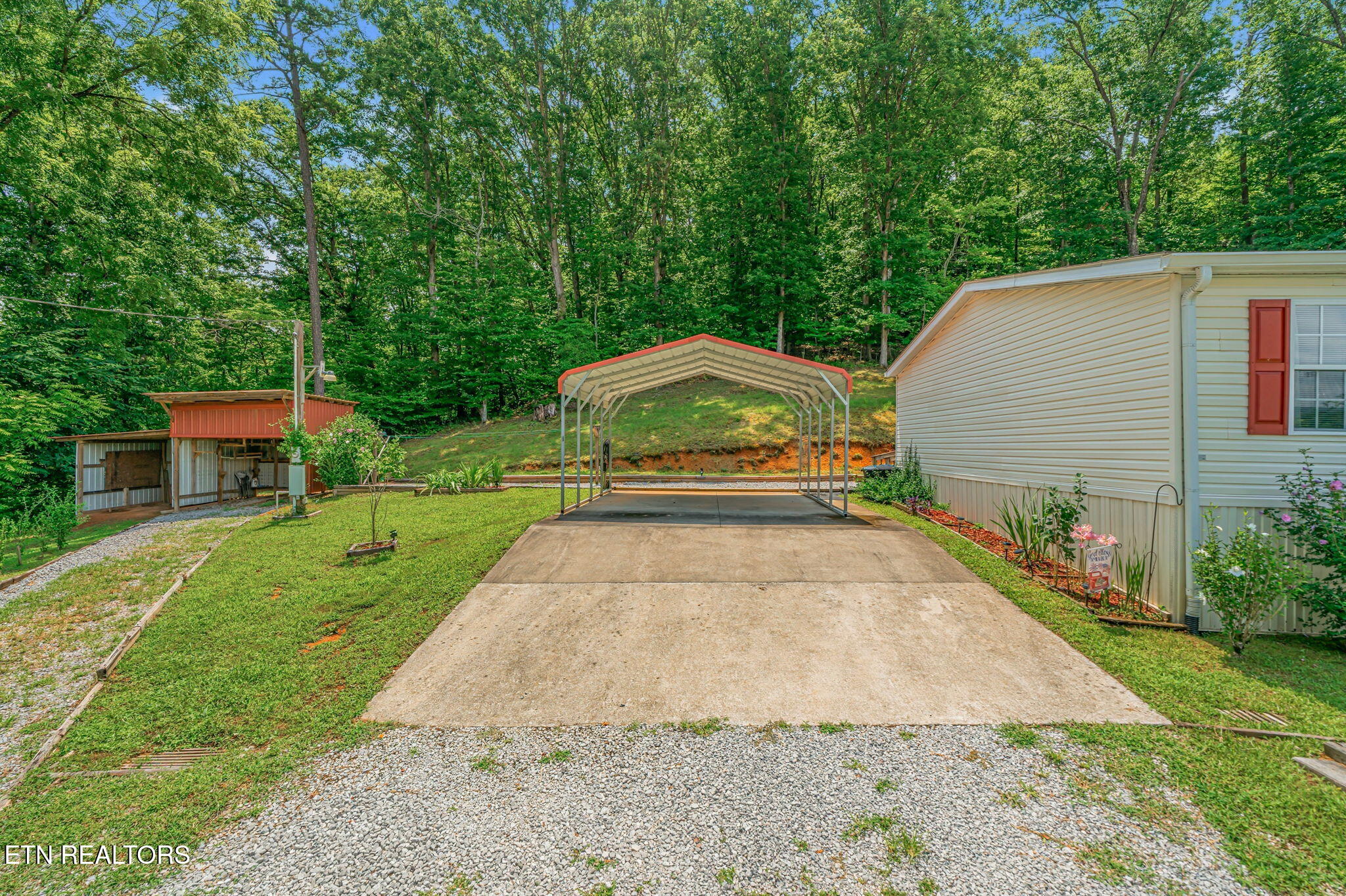 598 Abels Valley Road Rockwood TN 37854