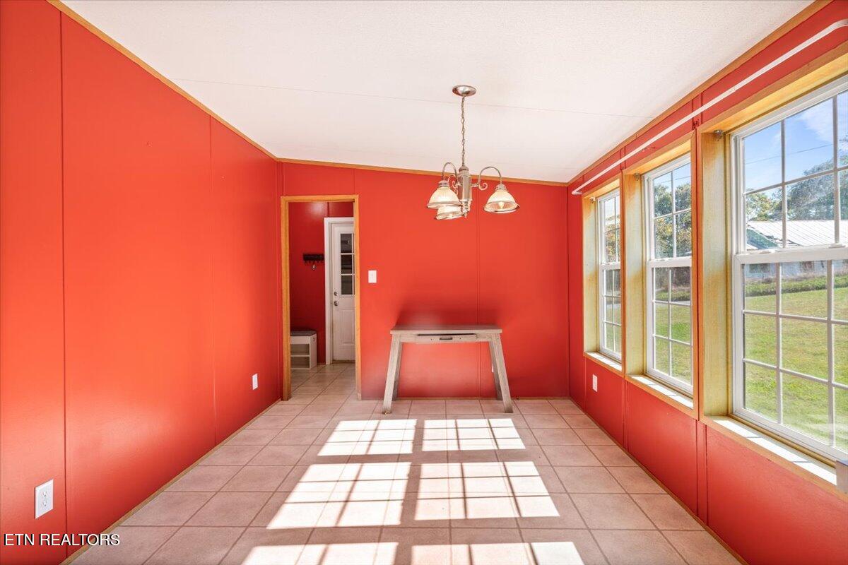 114 Myrtle Vinsant Lane Jacksboro TN 37757