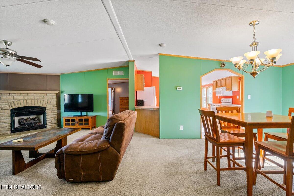 114 Myrtle Vinsant Lane Jacksboro TN 37757