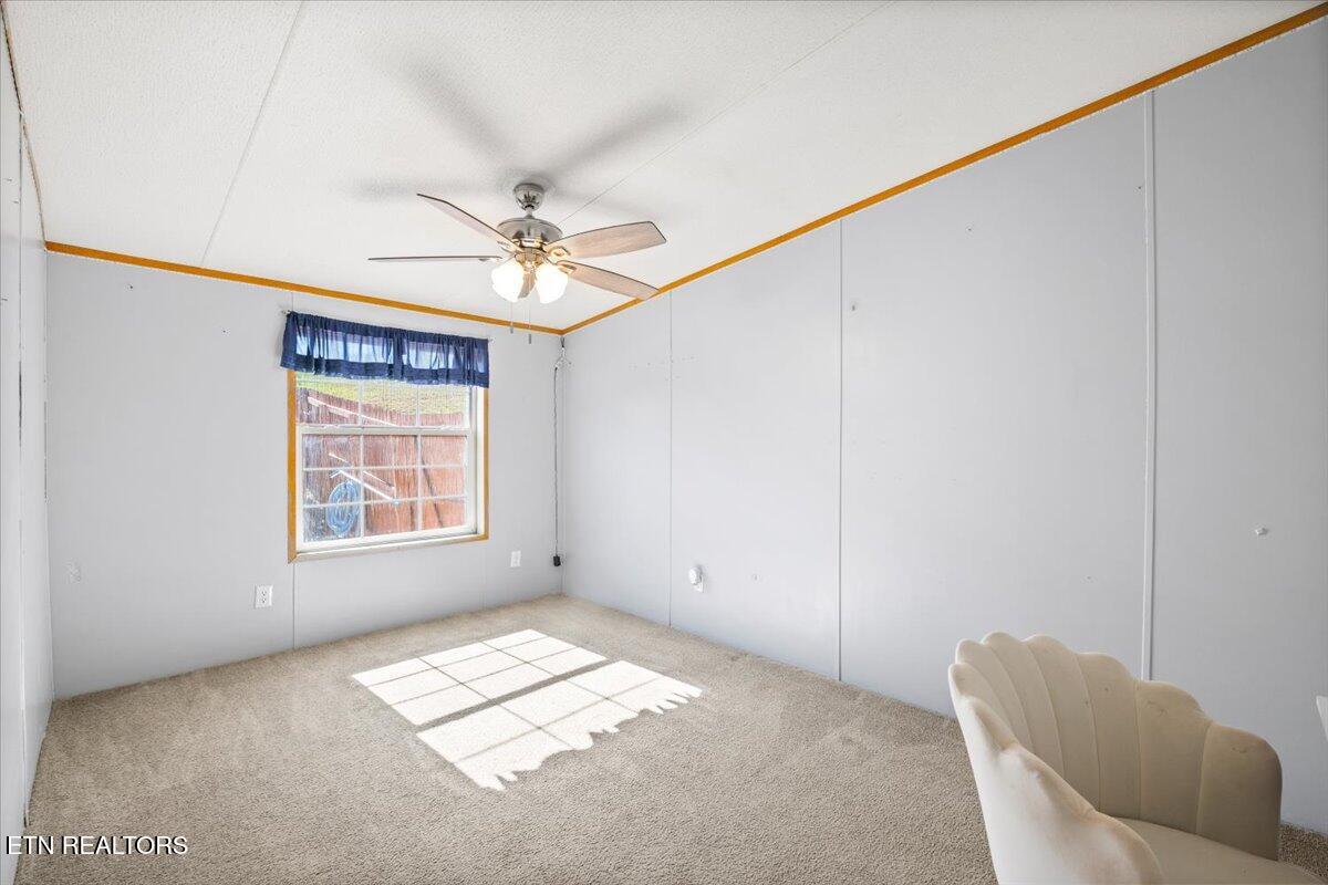 114 Myrtle Vinsant Lane Jacksboro TN 37757