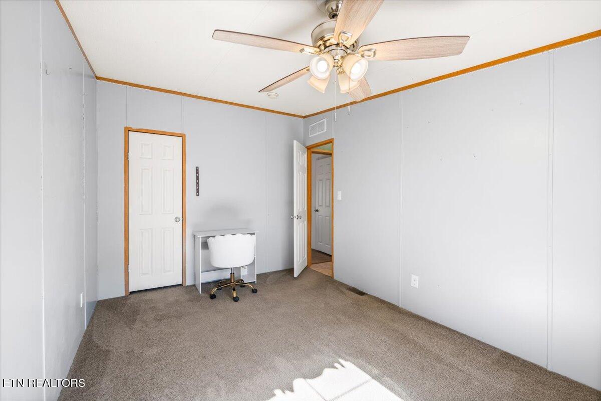 114 Myrtle Vinsant Lane Jacksboro TN 37757