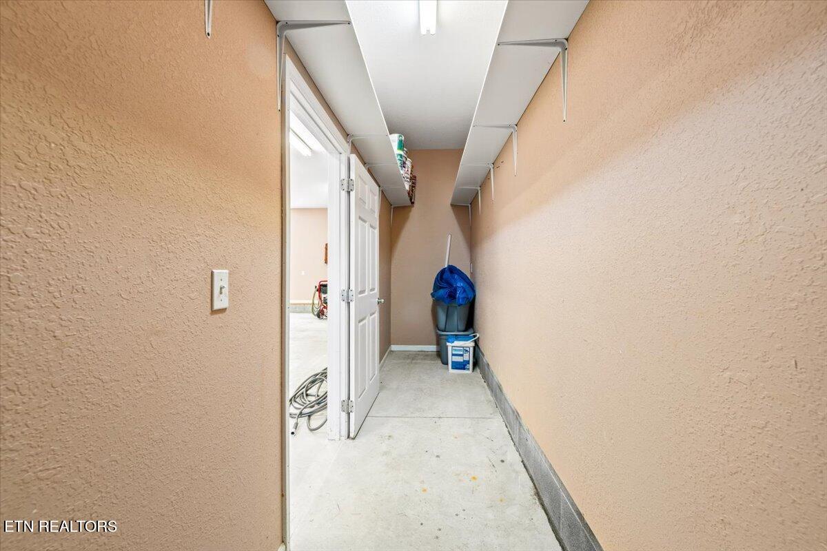 114 Myrtle Vinsant Lane Jacksboro TN 37757