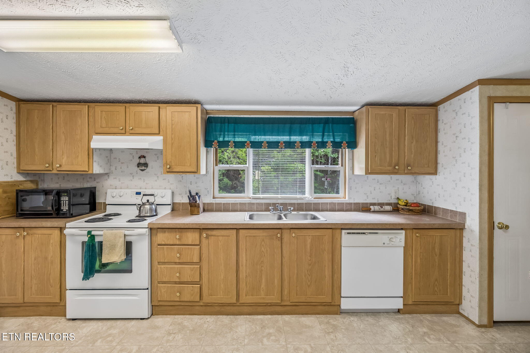 650 Gamble Gap Road Tellico Plains TN 37385