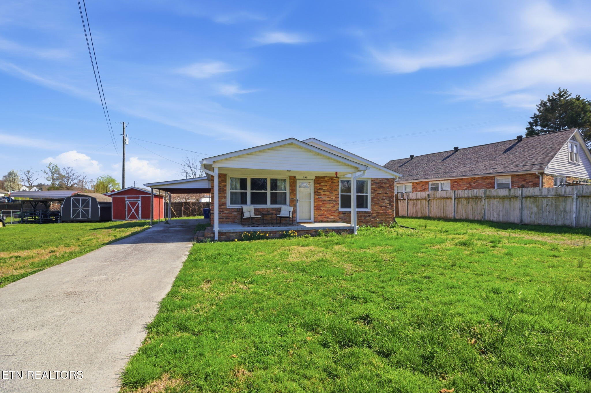 335 S Fowler Street Clinton TN 37716