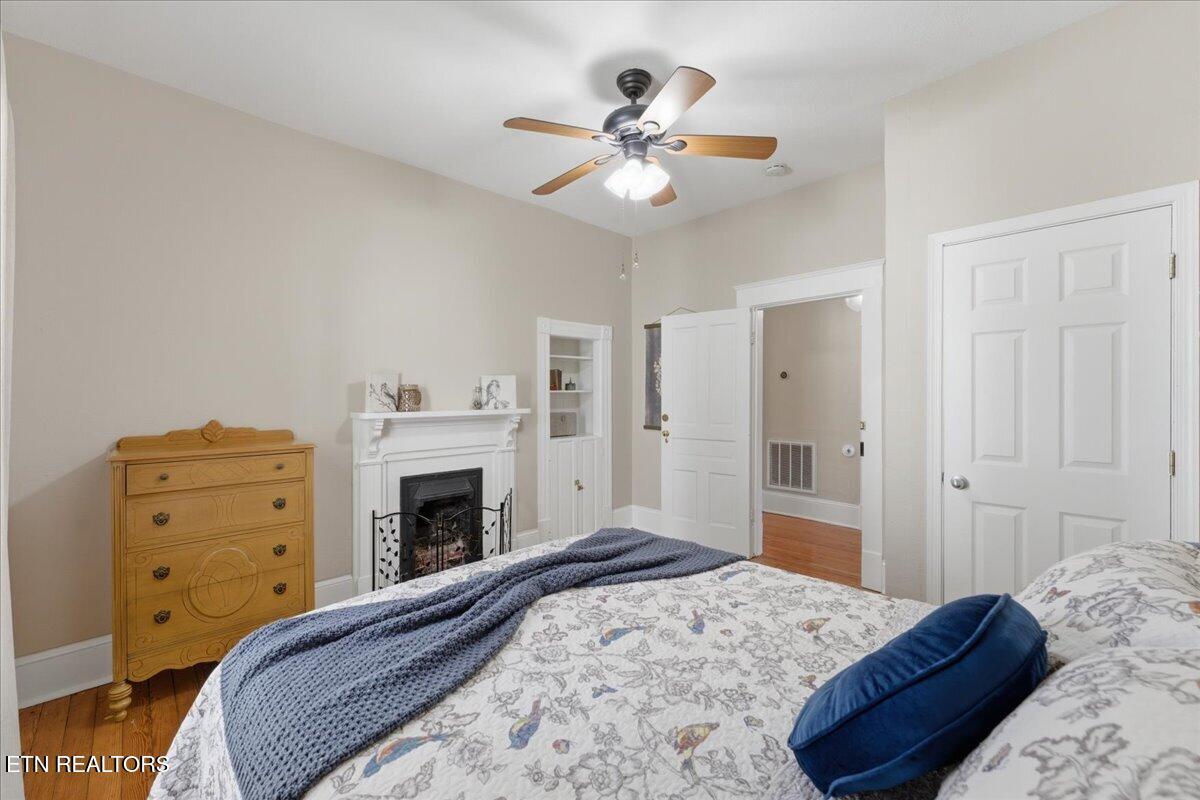 207 E Oak Hill Avenue Knoxville TN 37917