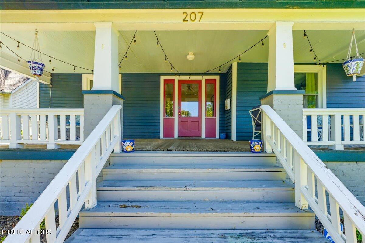 207 E Oak Hill Avenue Knoxville TN 37917