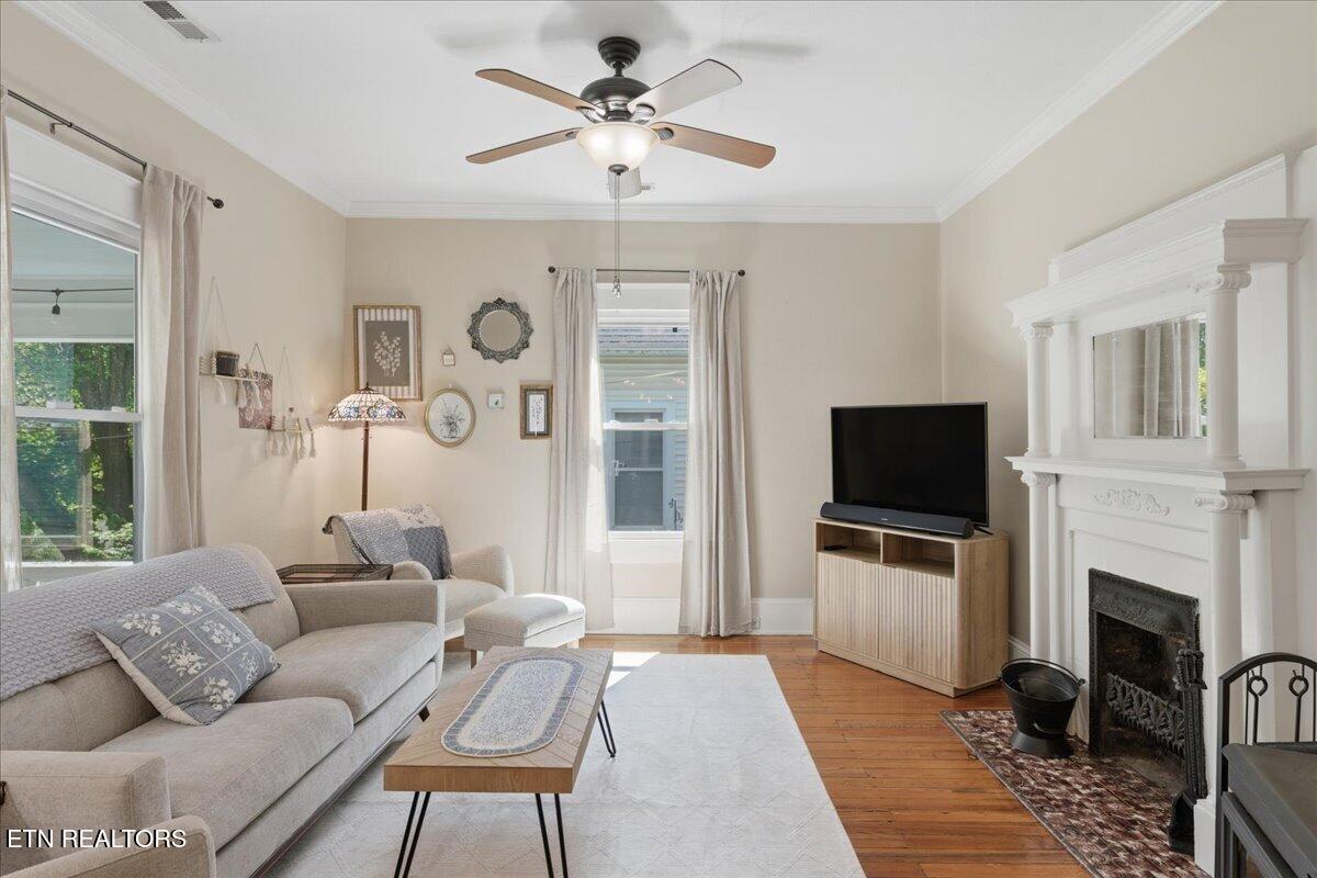 207 E Oak Hill Avenue Knoxville TN 37917