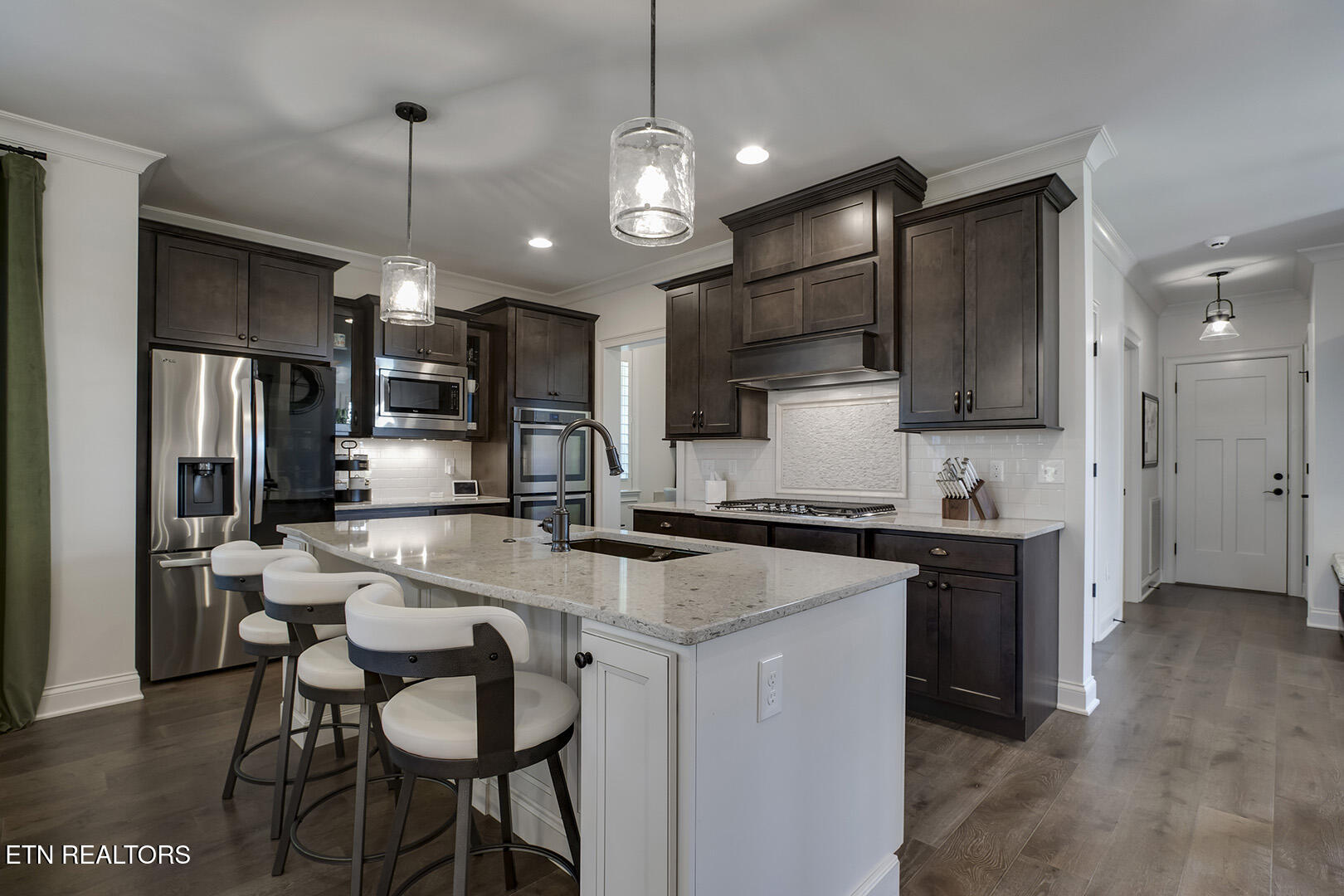 110 E Highlands Circle Lenoir City TN 37772