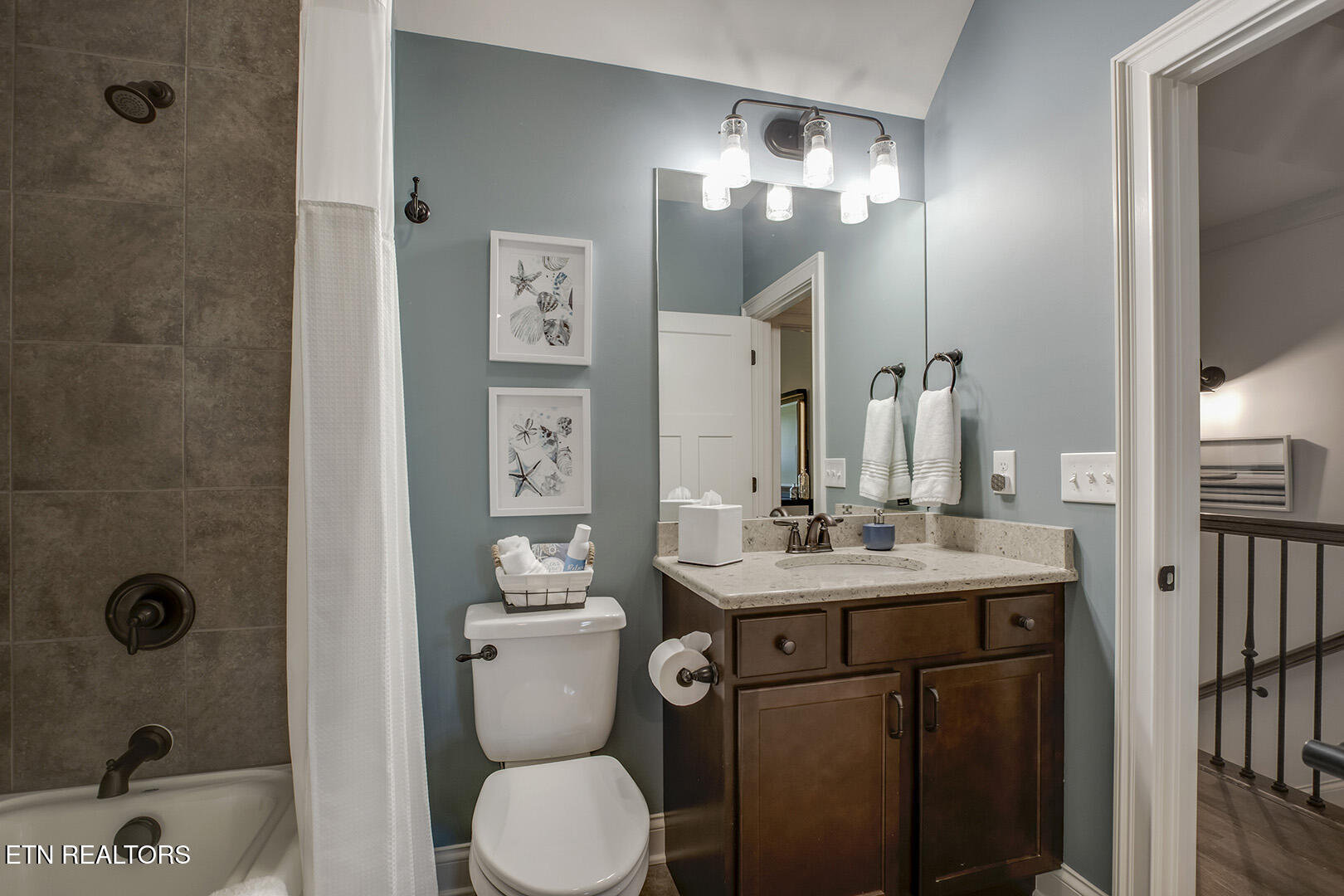 110 E Highlands Circle Lenoir City TN 37772