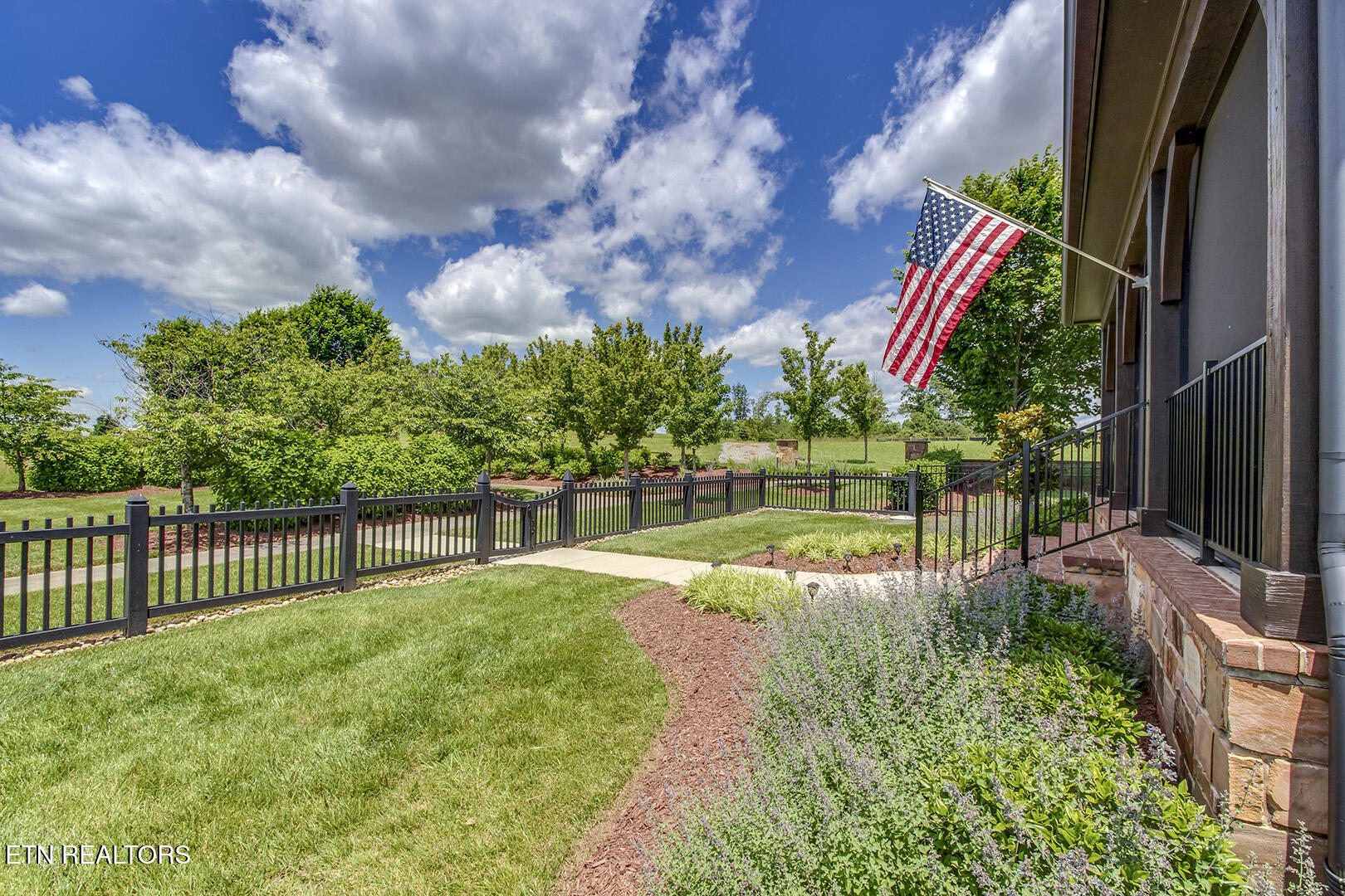 110 E Highlands Circle Lenoir City TN 37772