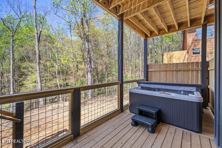2257 Beach Front Drive Sevierville TN 37876