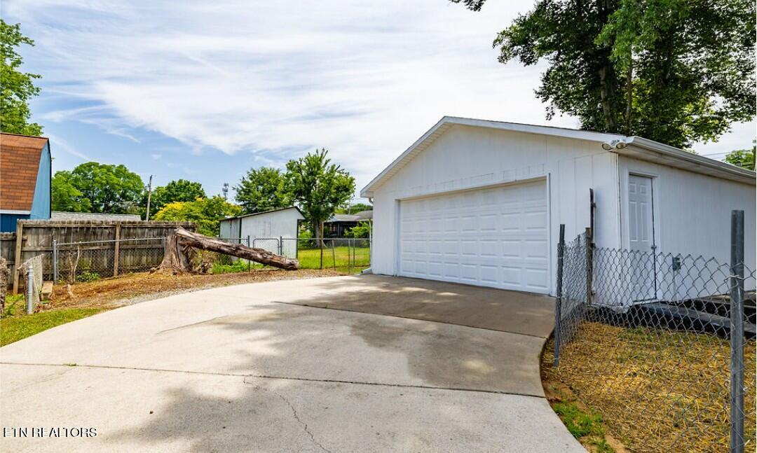 2225 Tuckaleechee Pike Maryville TN 37803