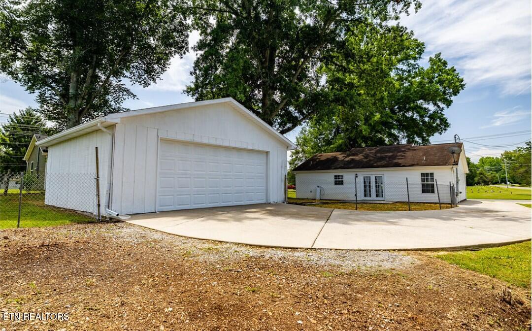 2225 Tuckaleechee Pike Maryville TN 37803