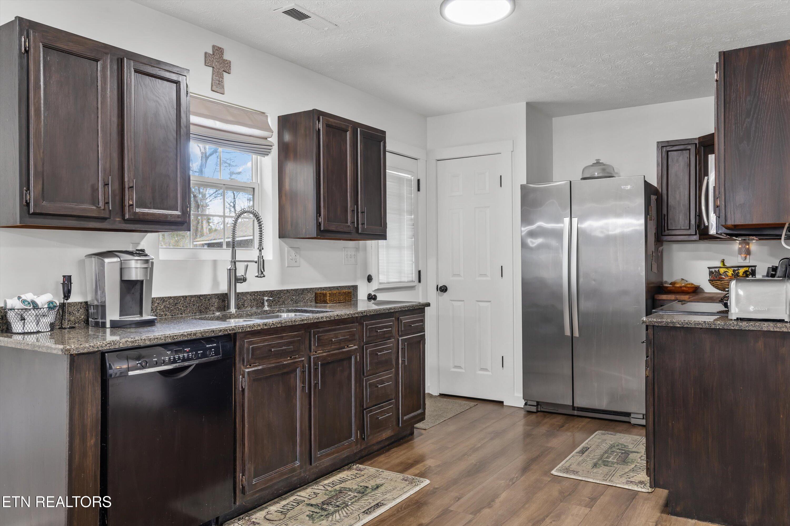 393 Lane Hollow Road Sevierville TN 37876