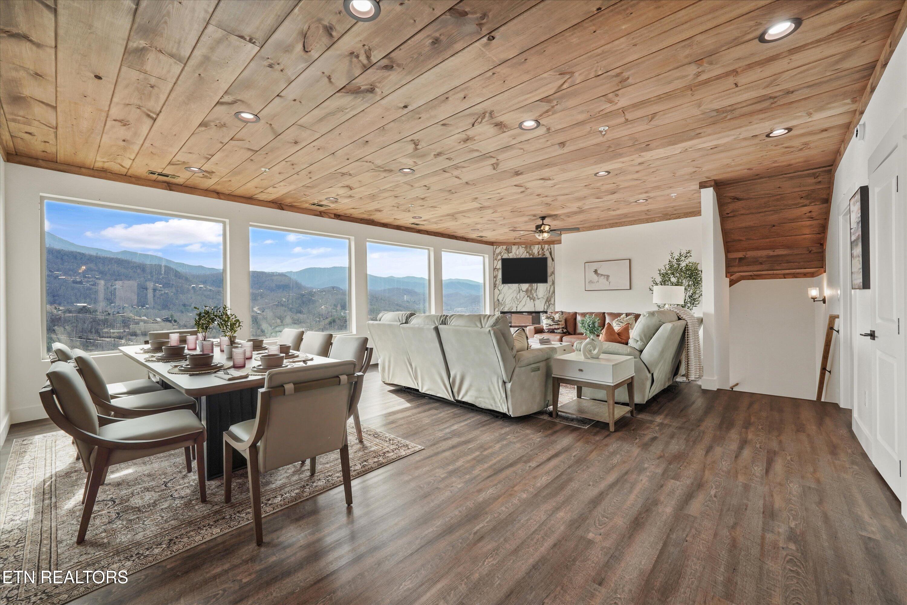 287 Laurel Oaks Way Gatlinburg TN 37738