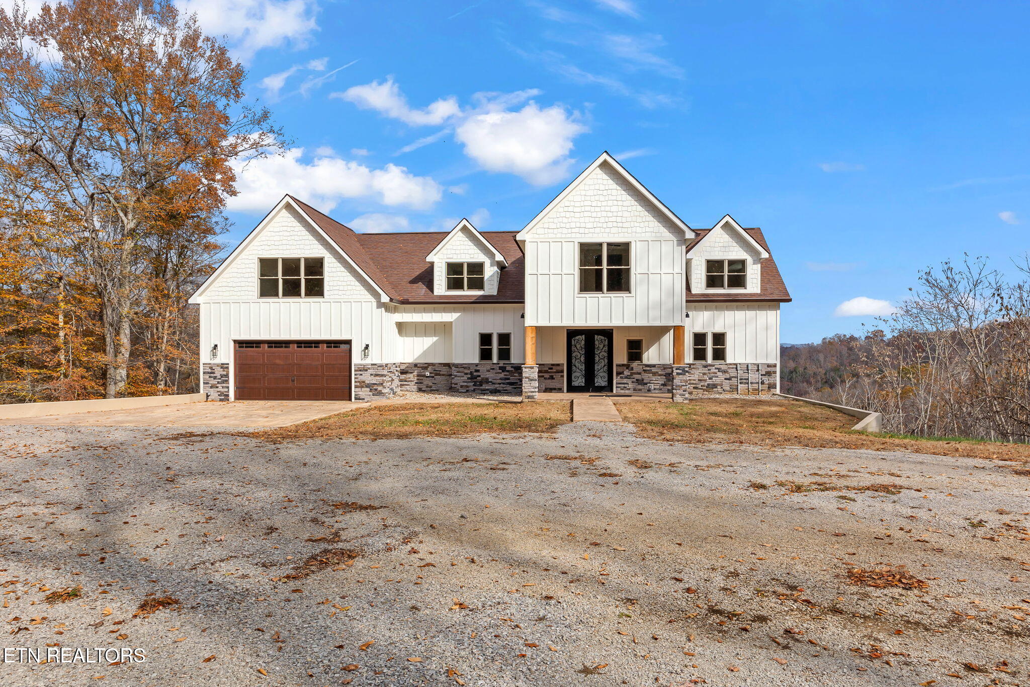 176 Bear Pause Road Byrdstown TN 38549