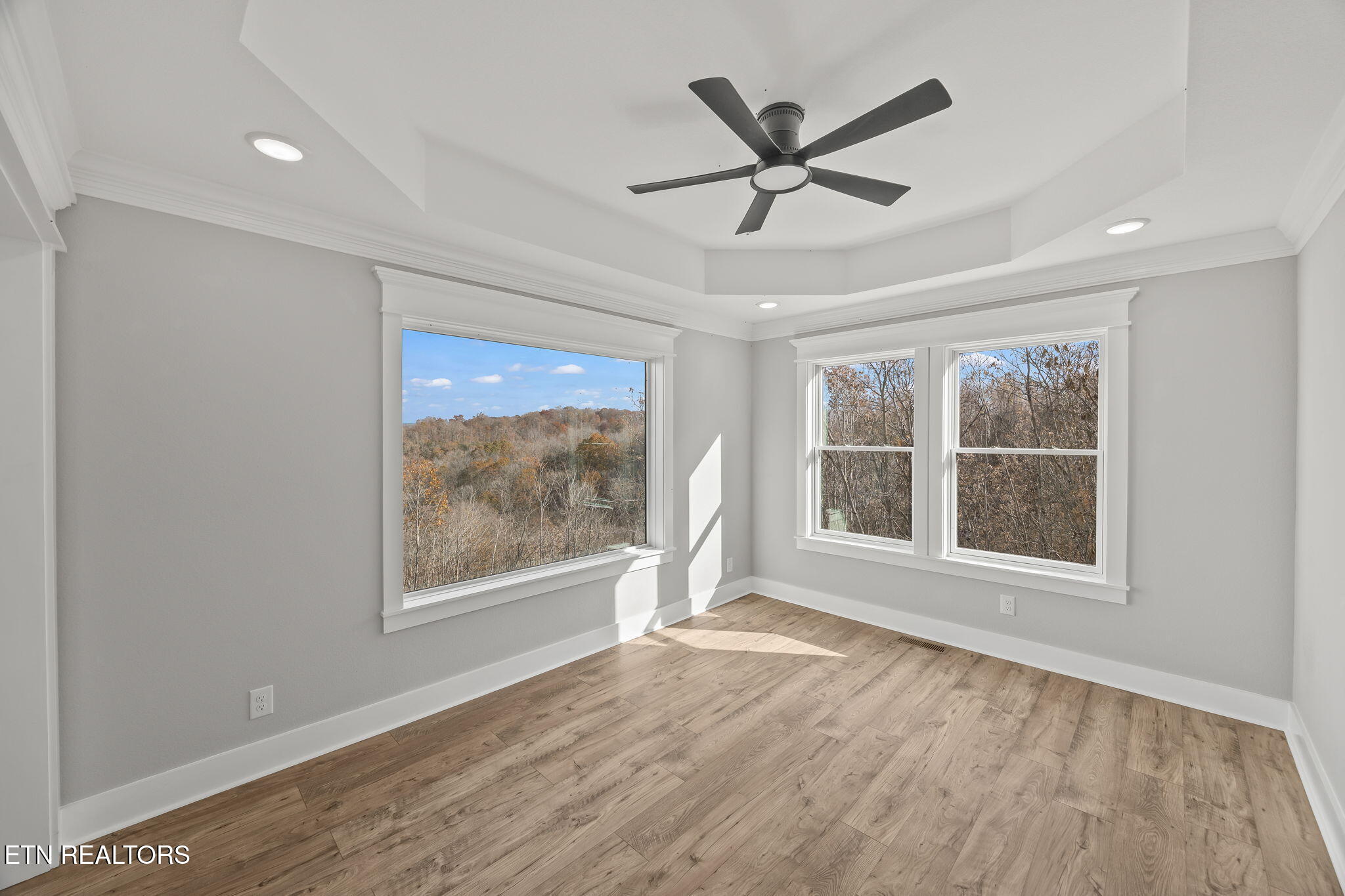 176 Bear Pause Road Byrdstown TN 38549