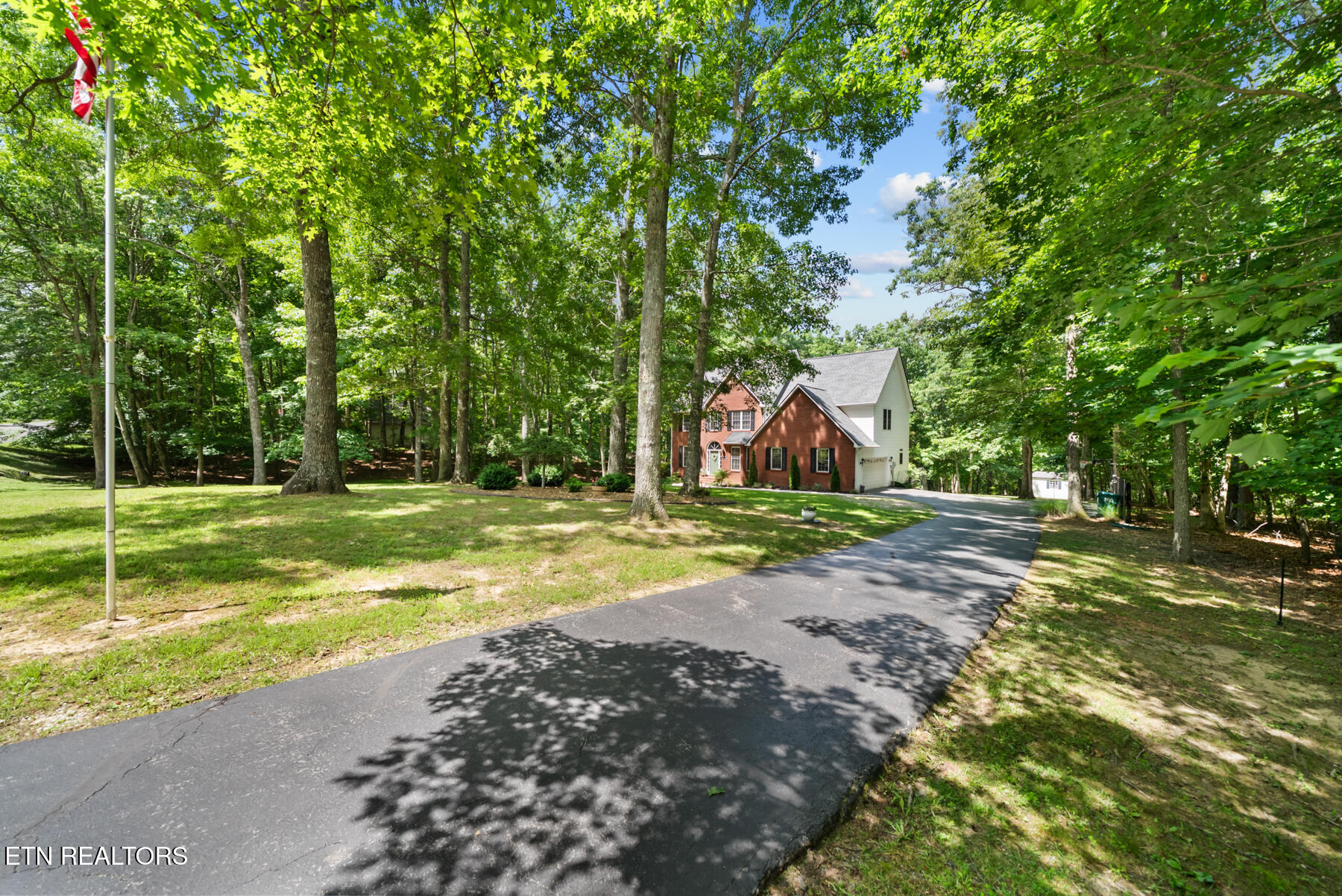 1001 Forest Crossville TN 38555