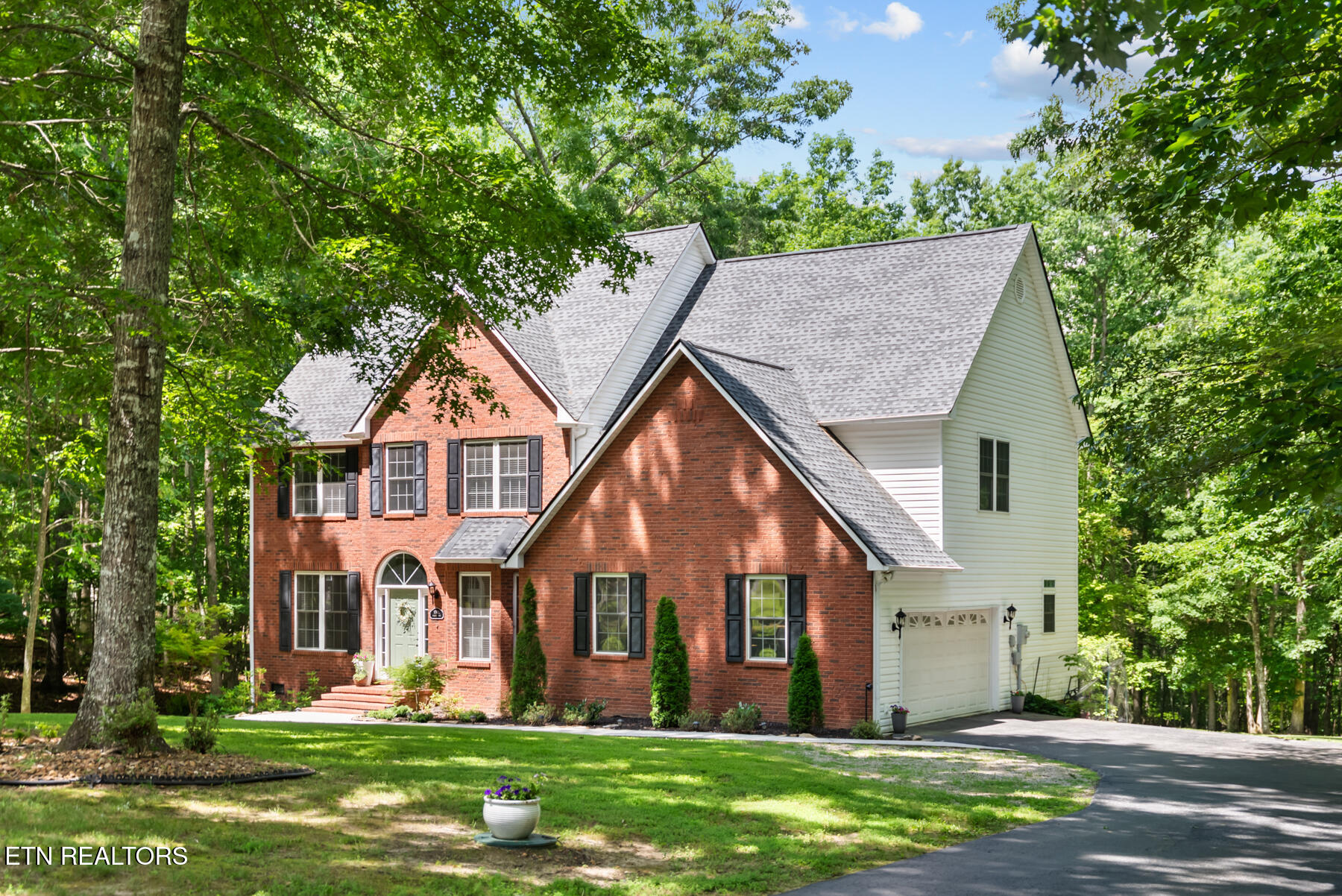 1001 Forest Crossville TN 38555