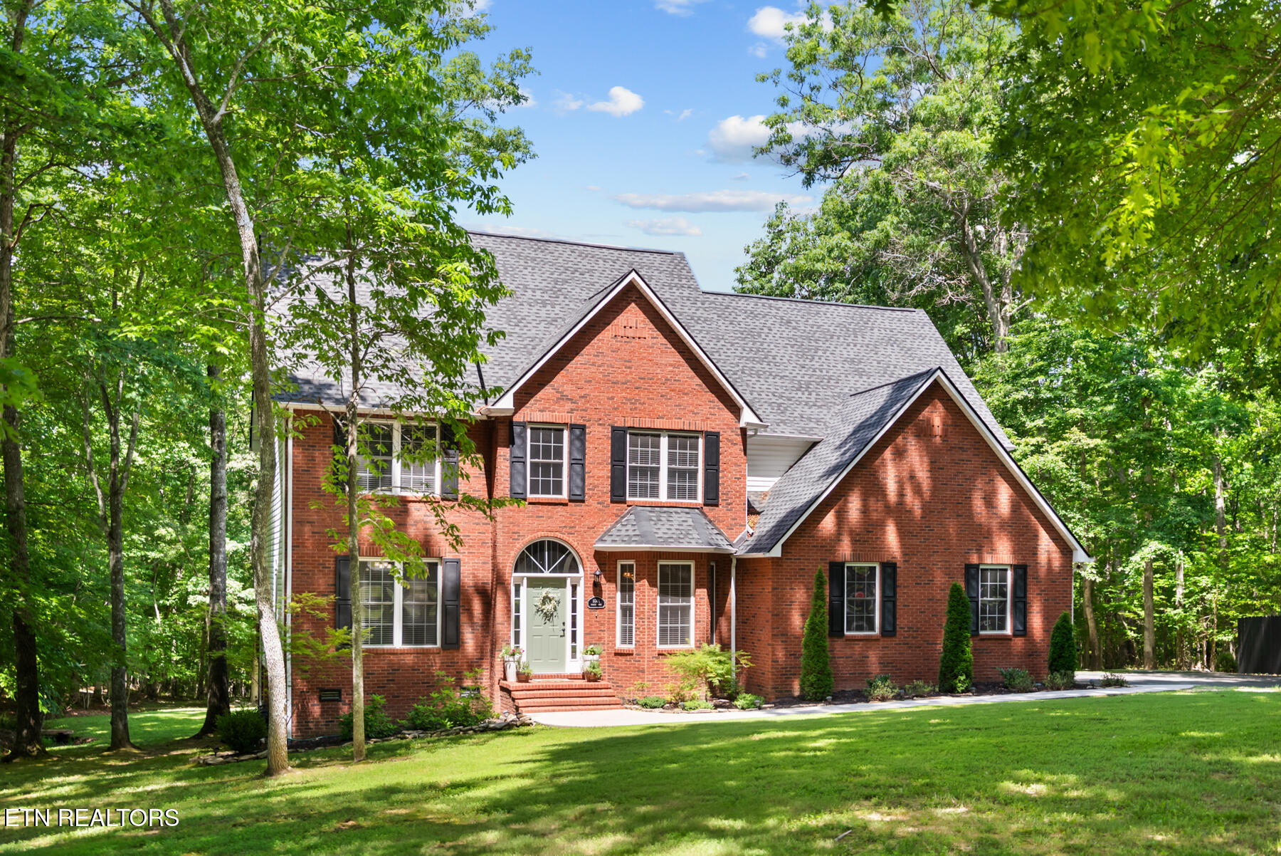 1001 Forest Crossville TN 38555