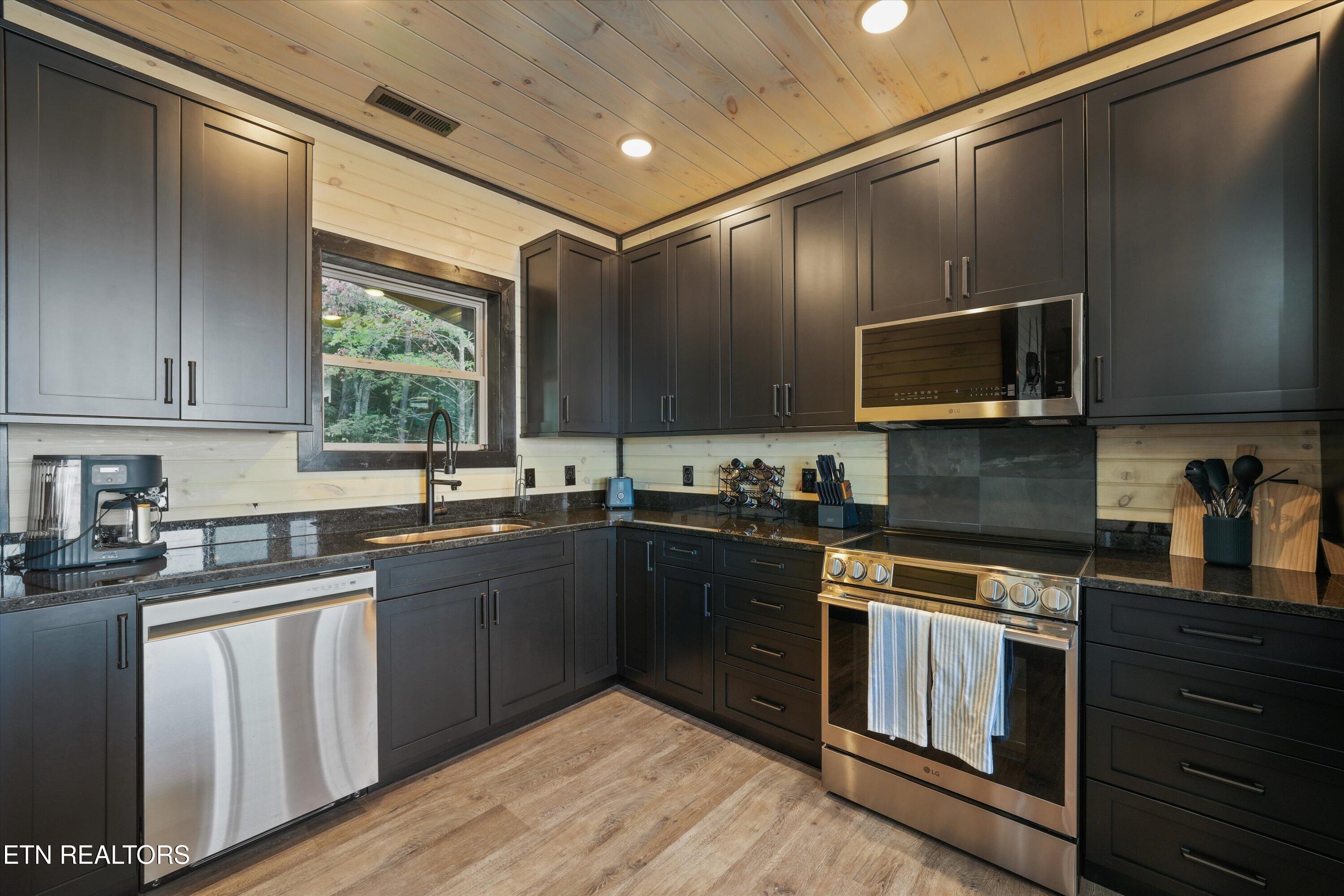 3297 Duncan Springs Road Sevierville TN 37876