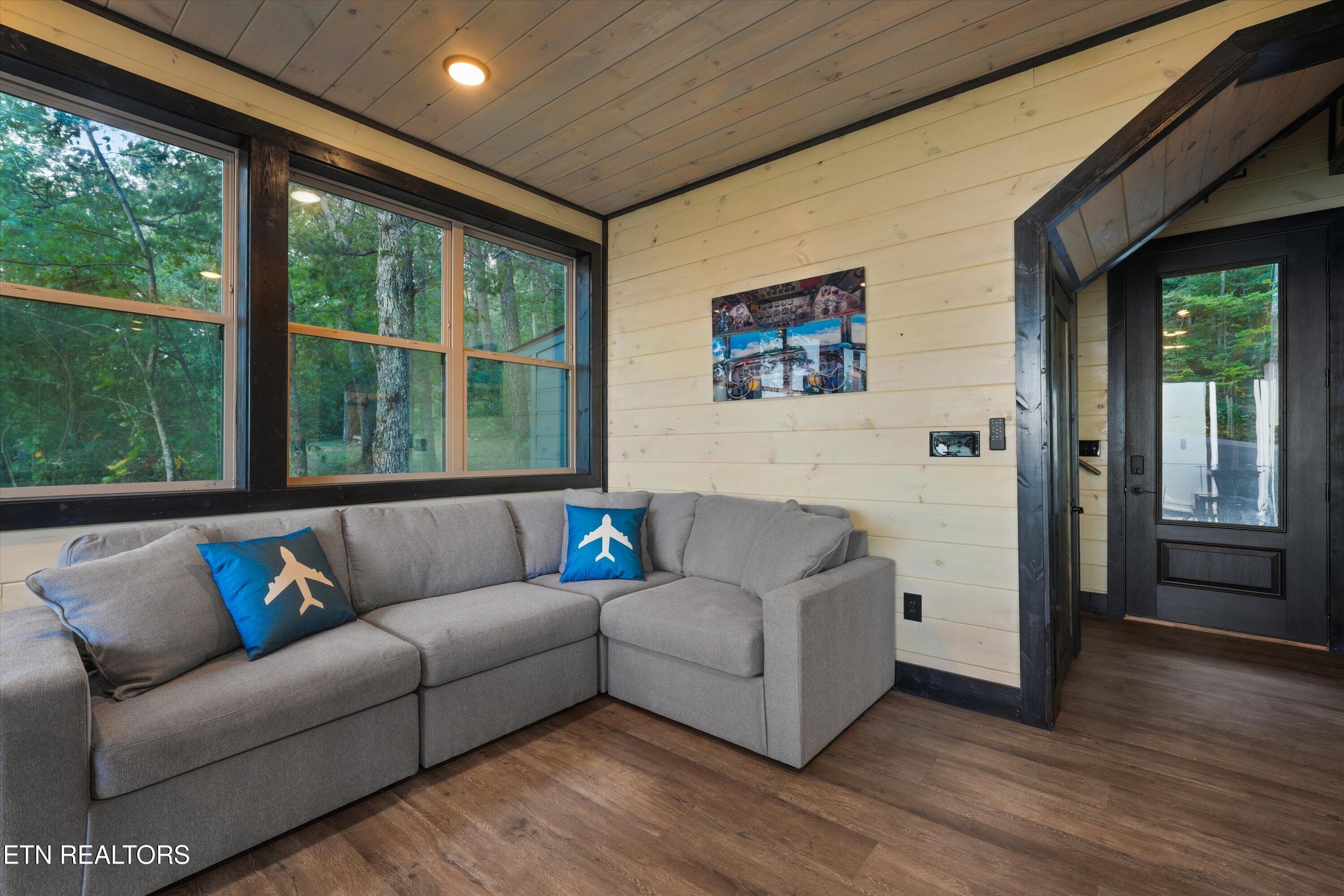 3297 Duncan Springs Road Sevierville TN 37876