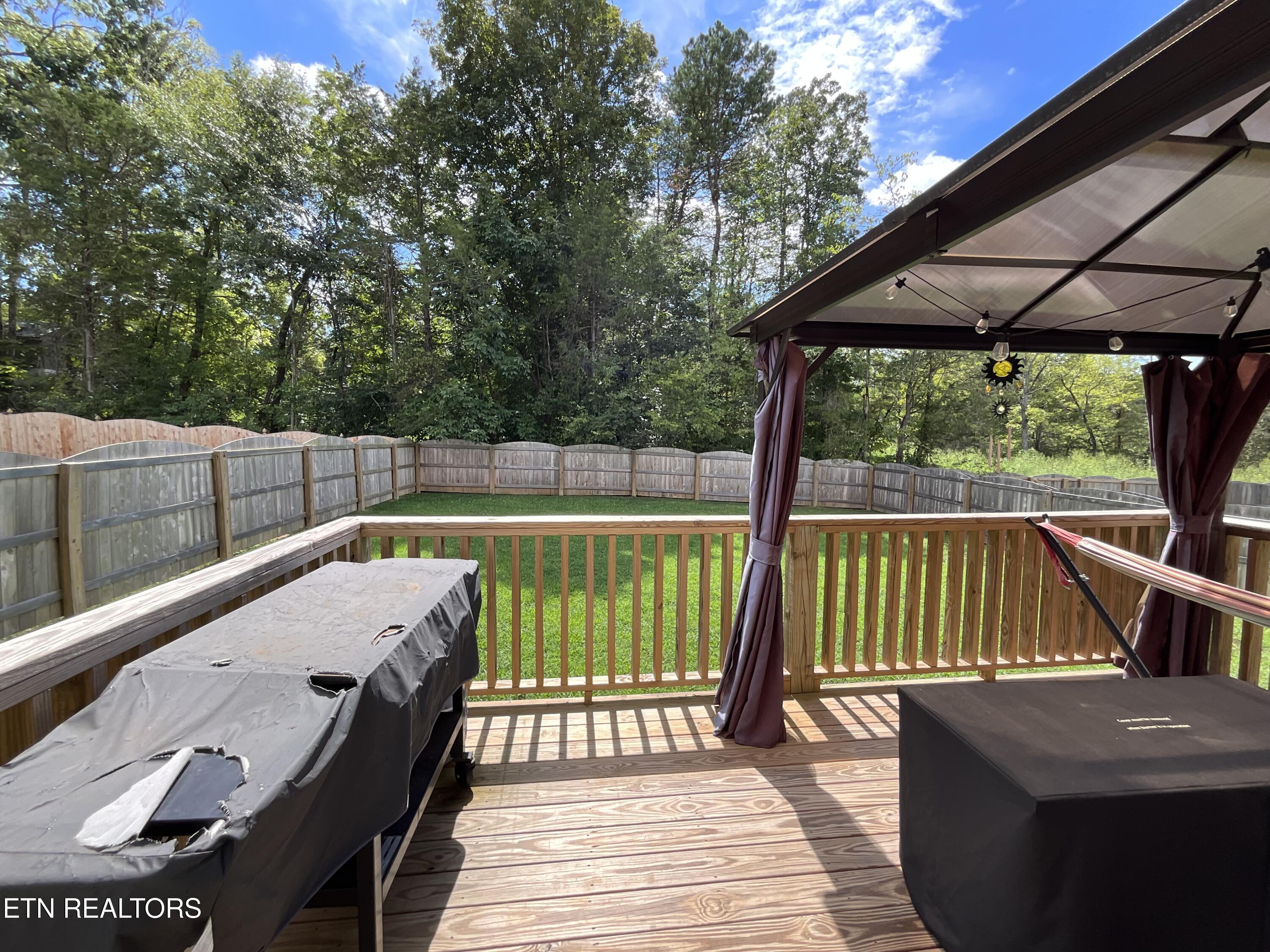 7613 Honey Oaks Road Corryton TN 37721