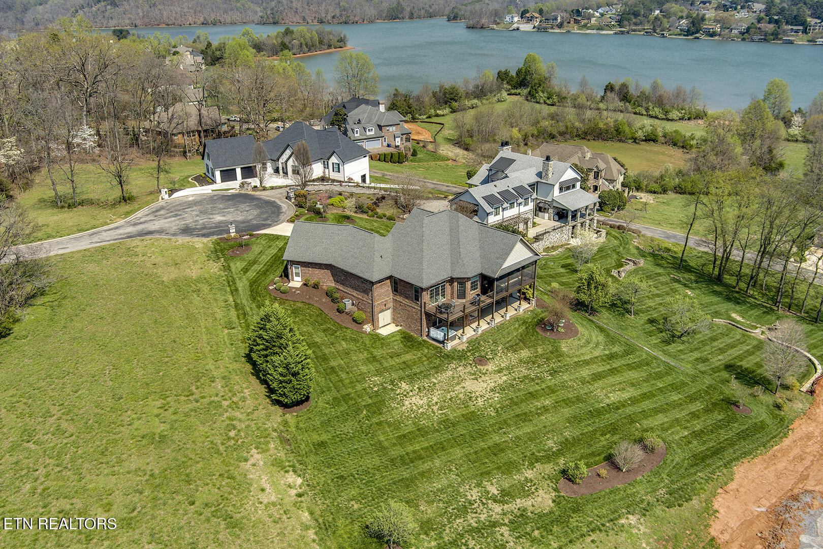 154 Song Sparrow Lane Vonore TN 37885