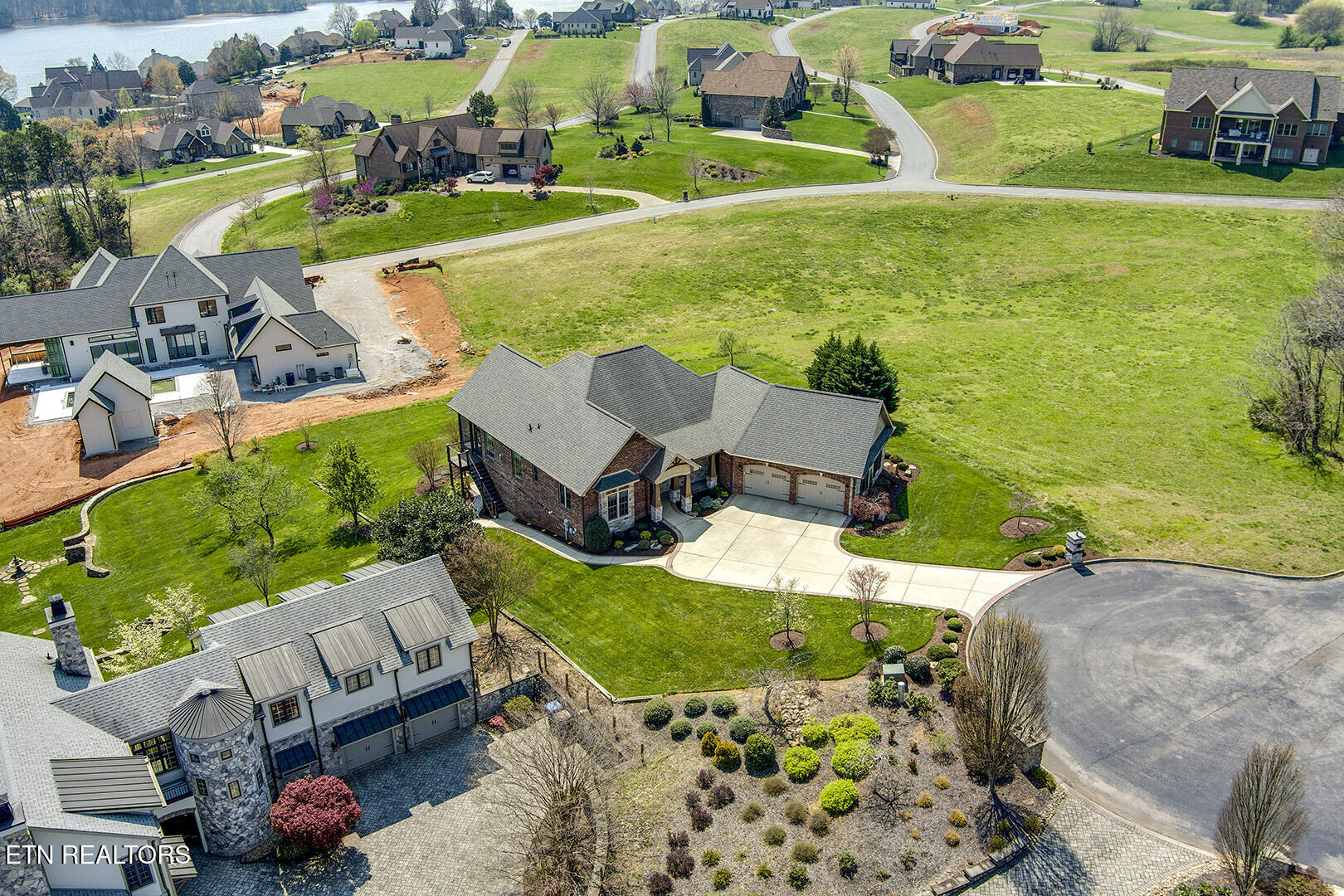 154 Song Sparrow Lane Vonore TN 37885
