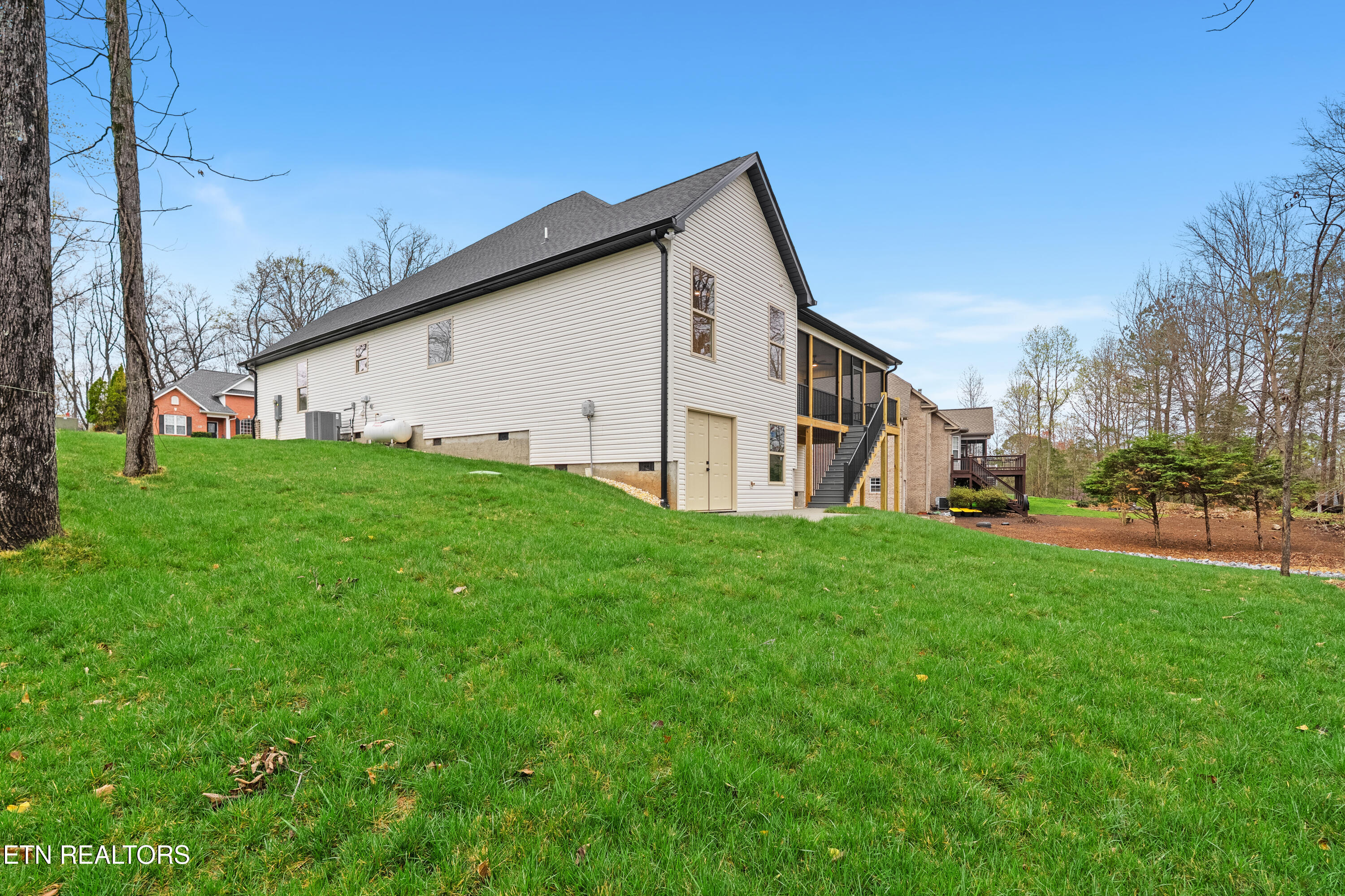 252 Mialaquo Circle Loudon TN 37774