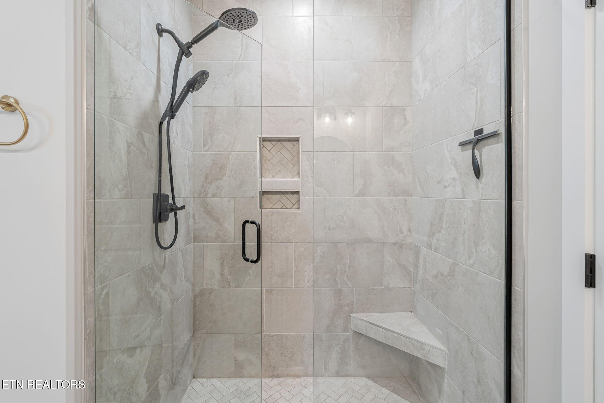 211 Queenberry Street Oak Ridge TN 37830