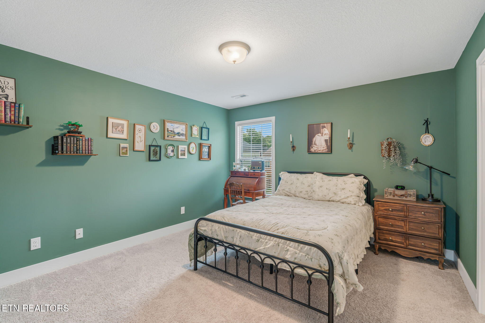 211 Queenberry Street Oak Ridge TN 37830