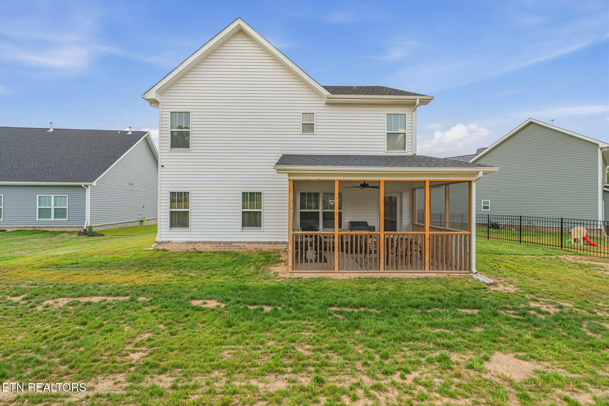 211 Queenberry Street Oak Ridge TN 37830