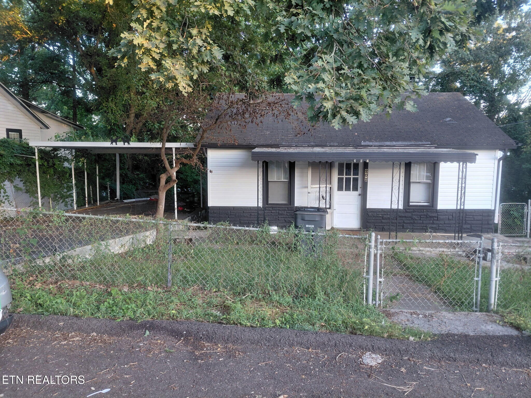 202 Hillview Avenue Knoxville TN 37914