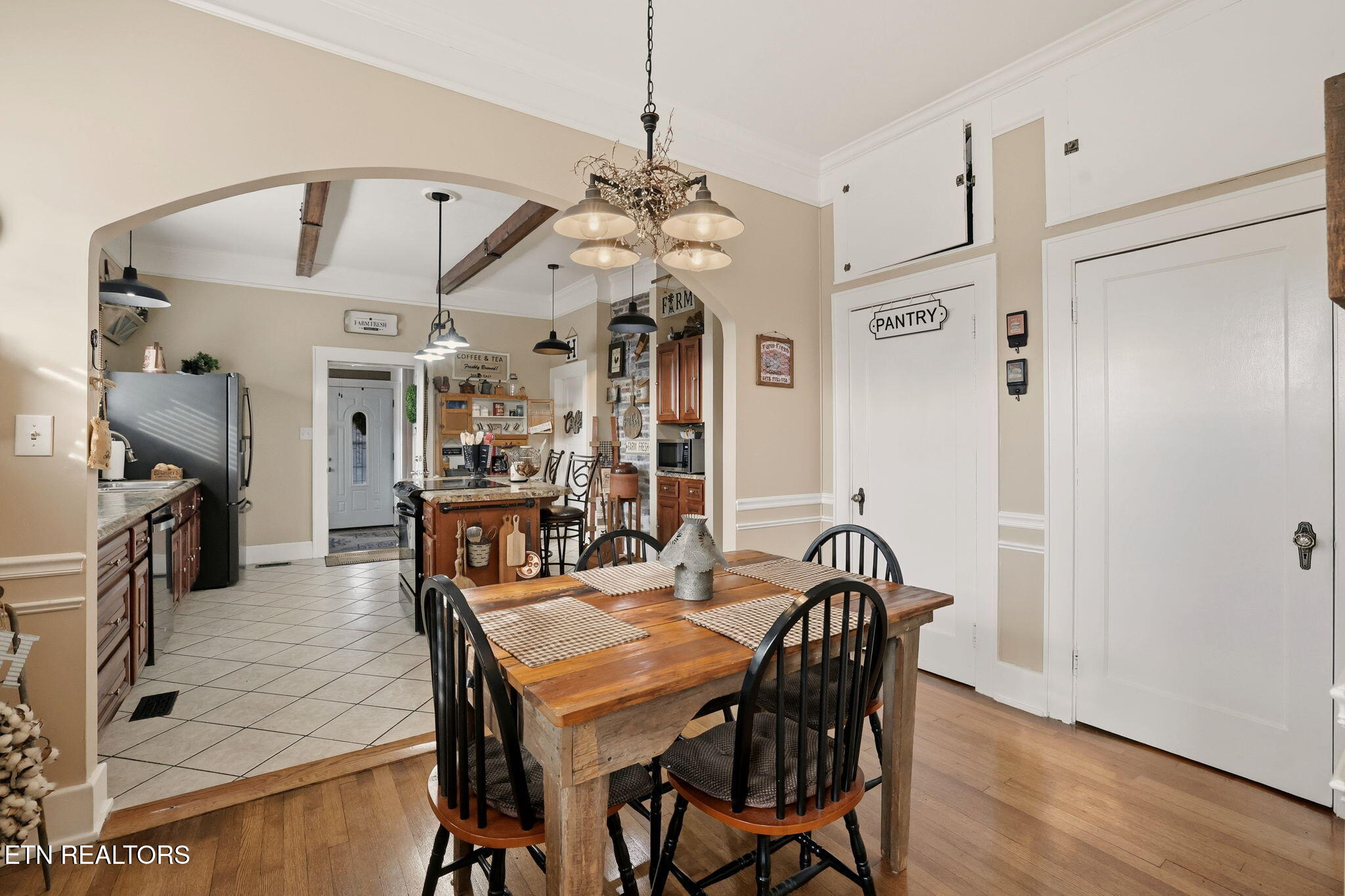 518 N Main Street Clinton TN 37716