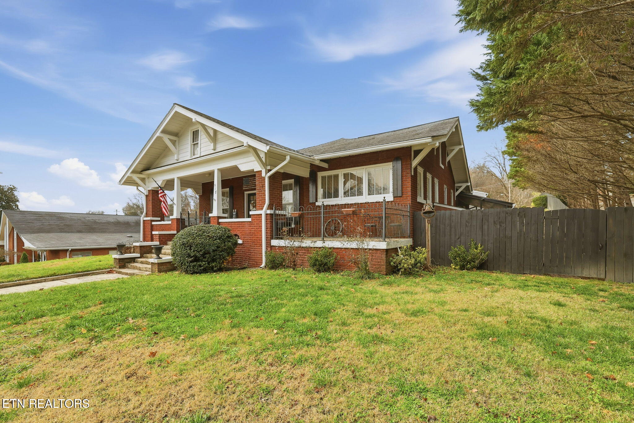 518 N Main Street Clinton TN 37716