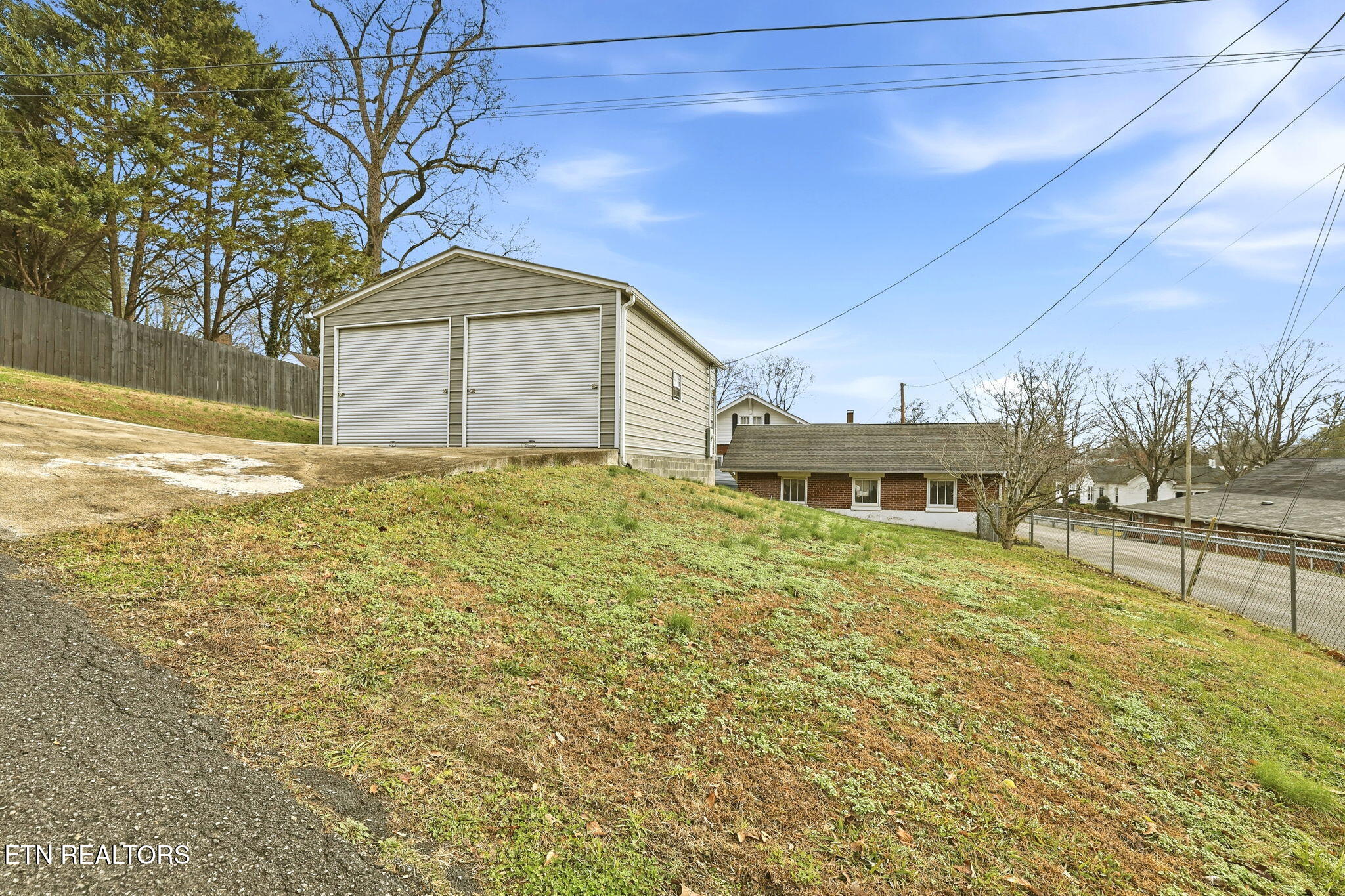 518 N Main Street Clinton TN 37716