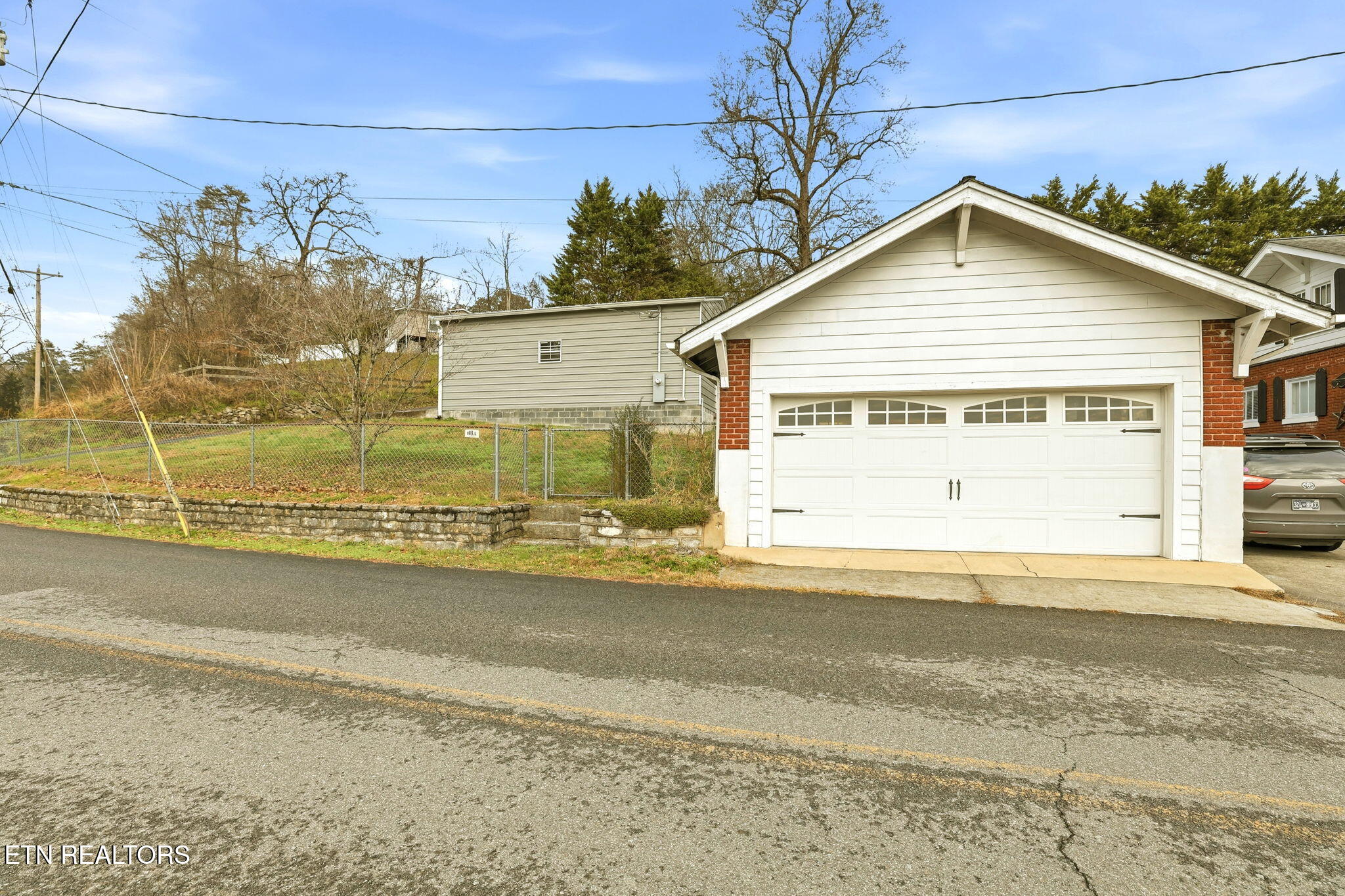 518 N Main Street Clinton TN 37716
