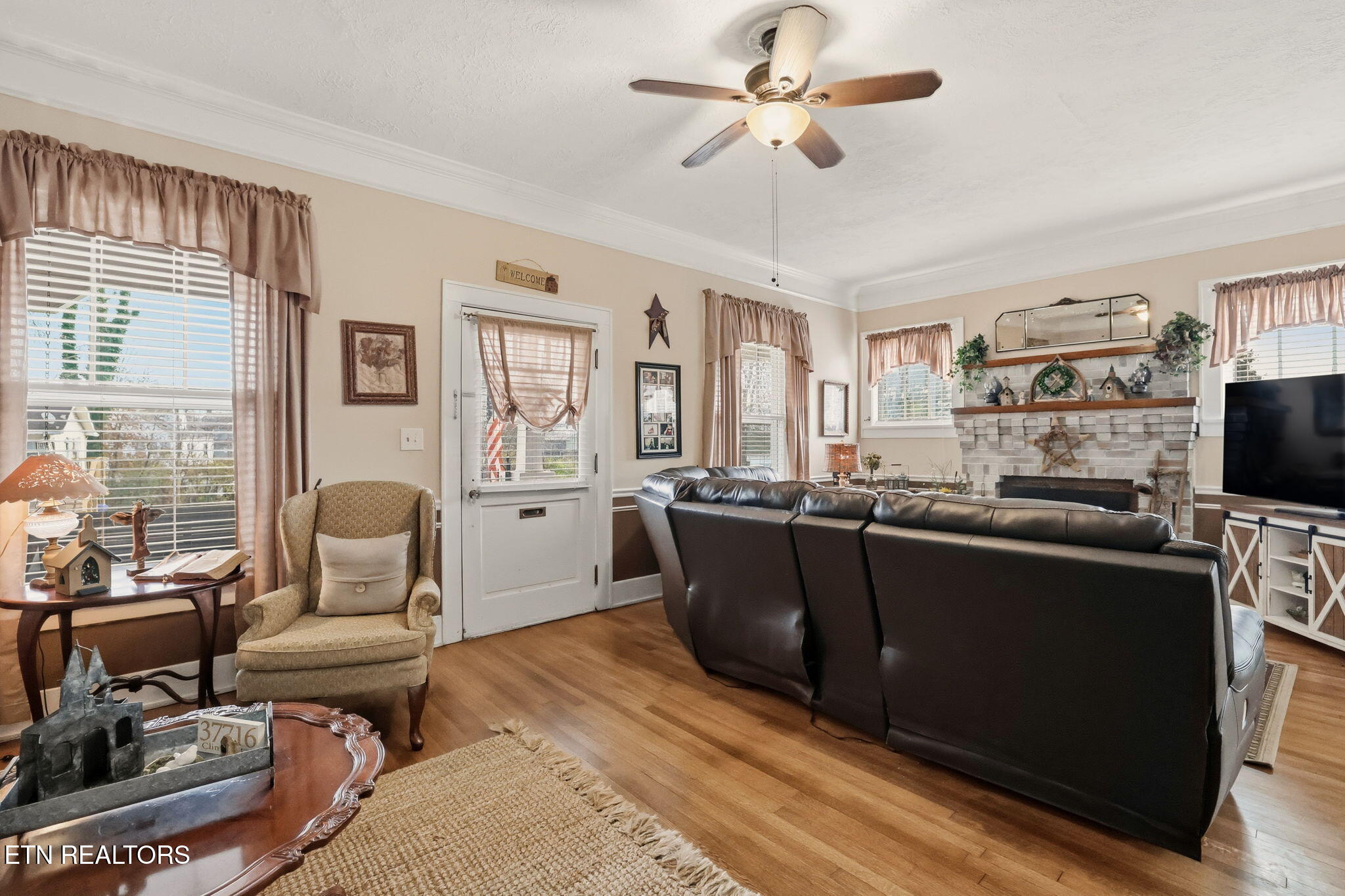 518 N Main Street Clinton TN 37716