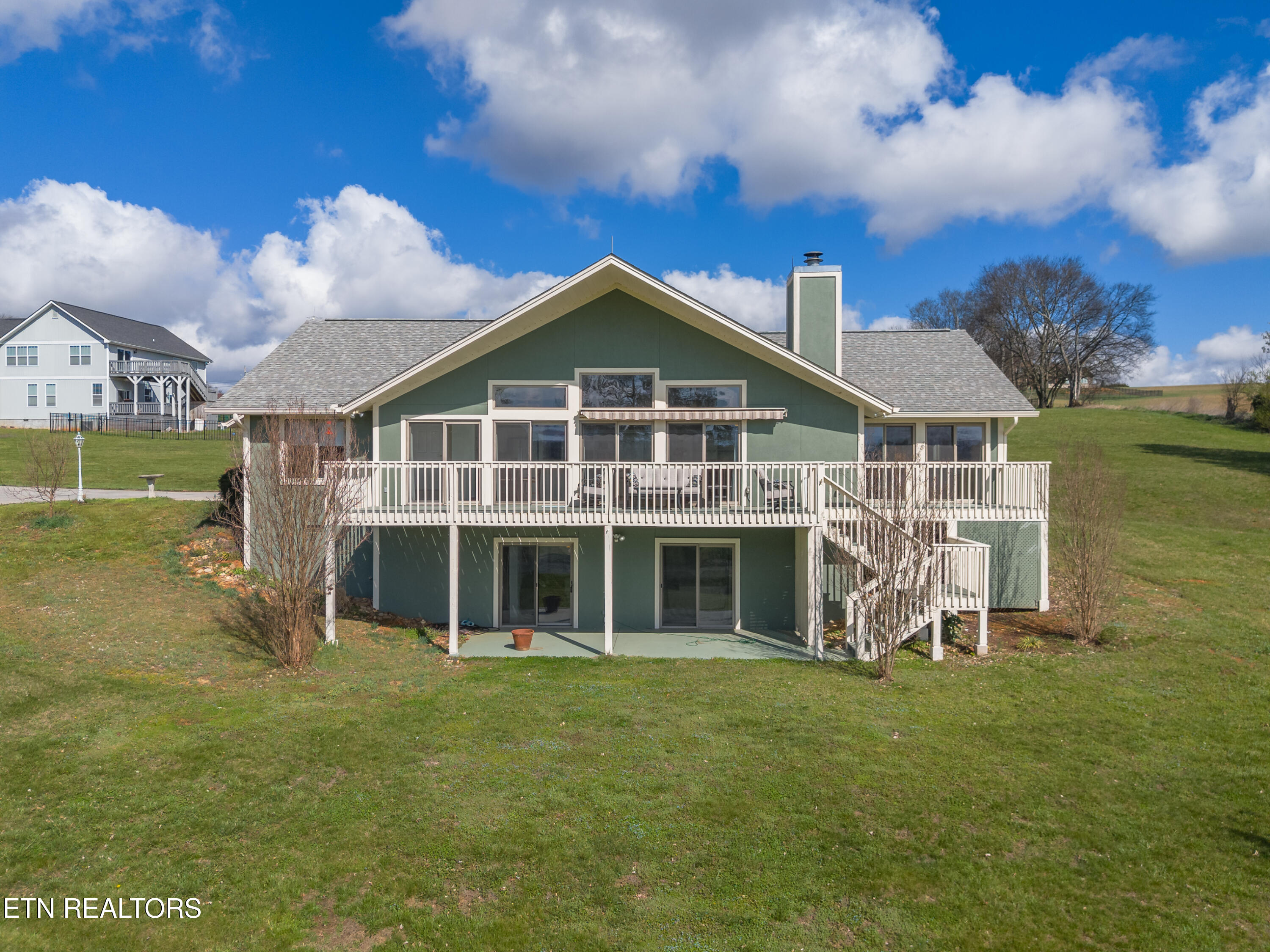 2020 Ranch Road Dandridge TN 37725