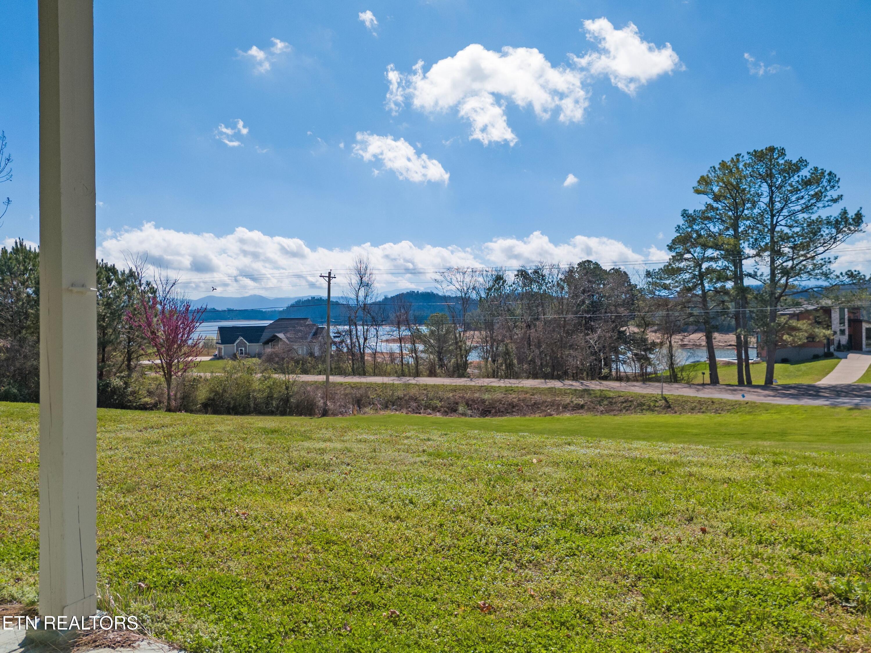 2020 Ranch Road Dandridge TN 37725