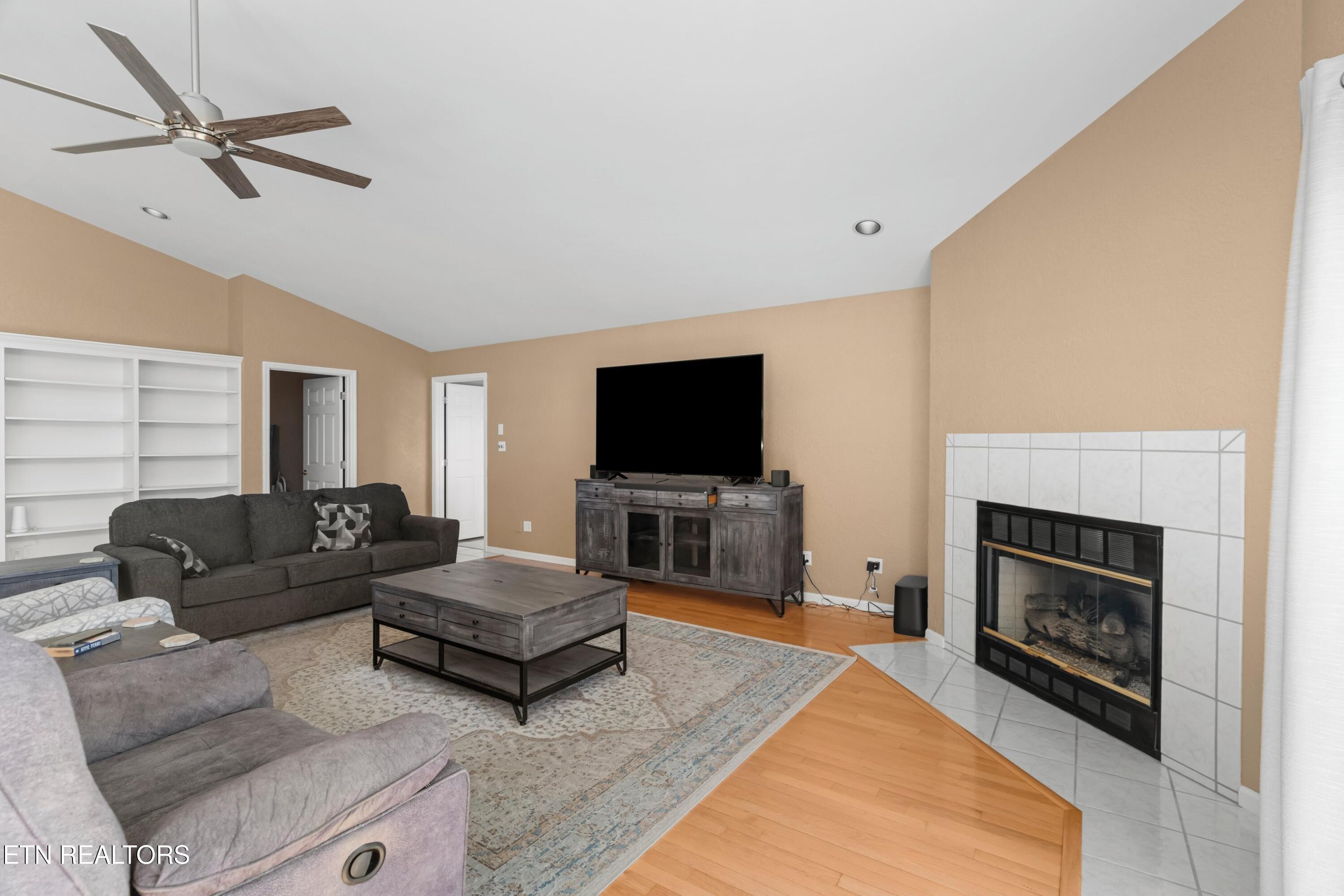 2020 Ranch Road Dandridge TN 37725