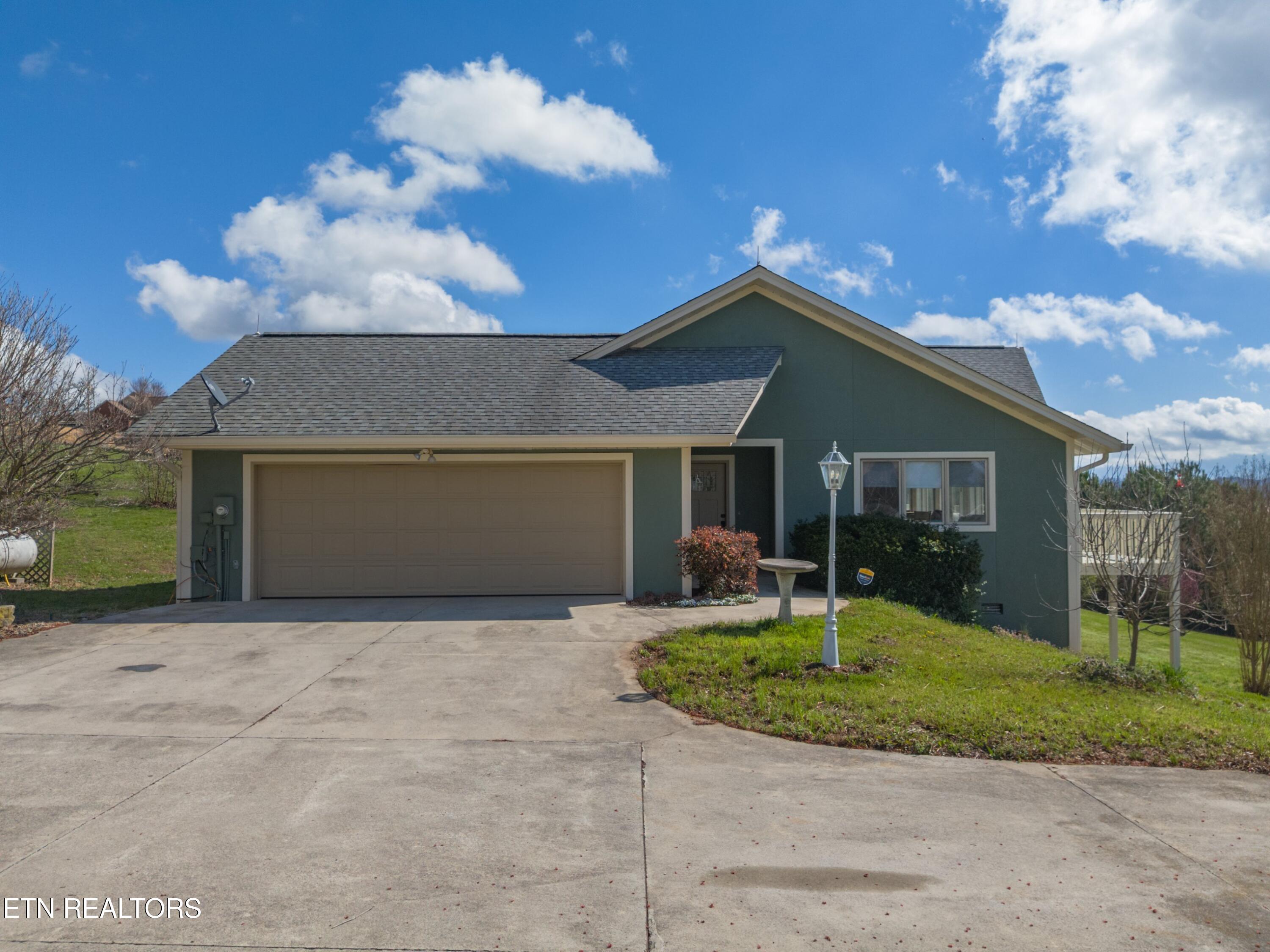 2020 Ranch Road Dandridge TN 37725