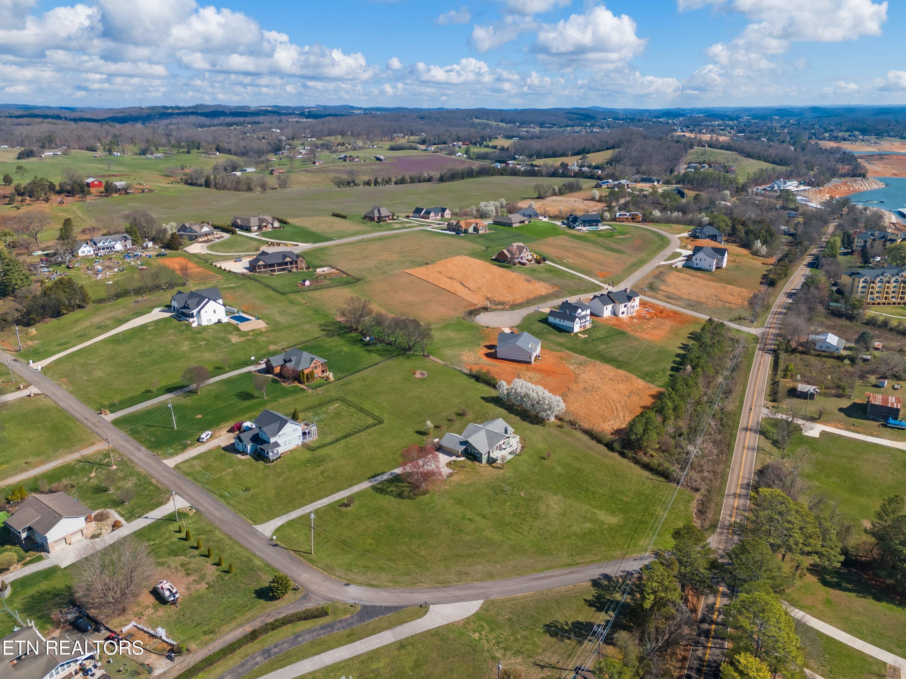 2020 Ranch Road Dandridge TN 37725