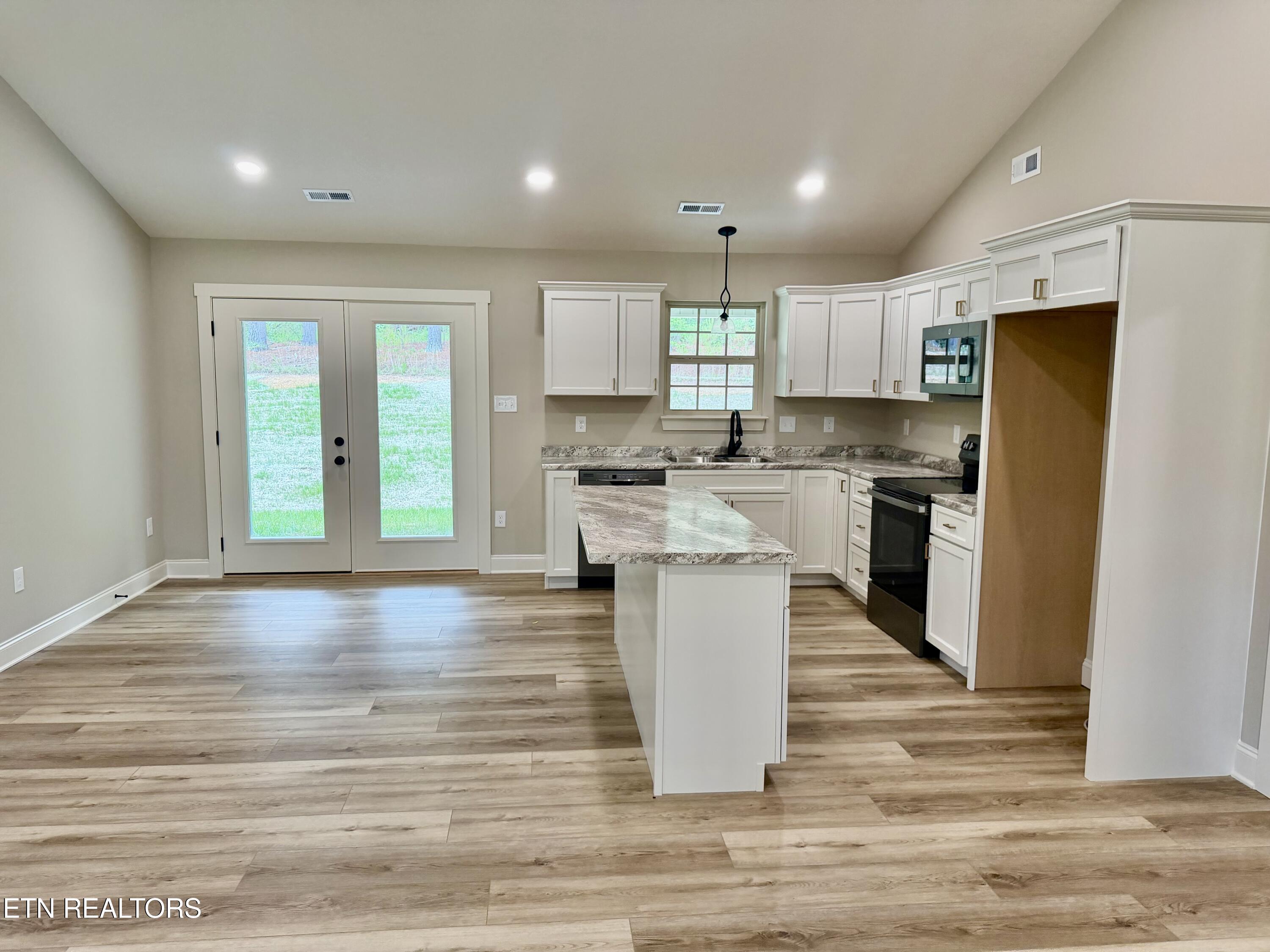 243 County Road 299 Sweetwater TN 37874