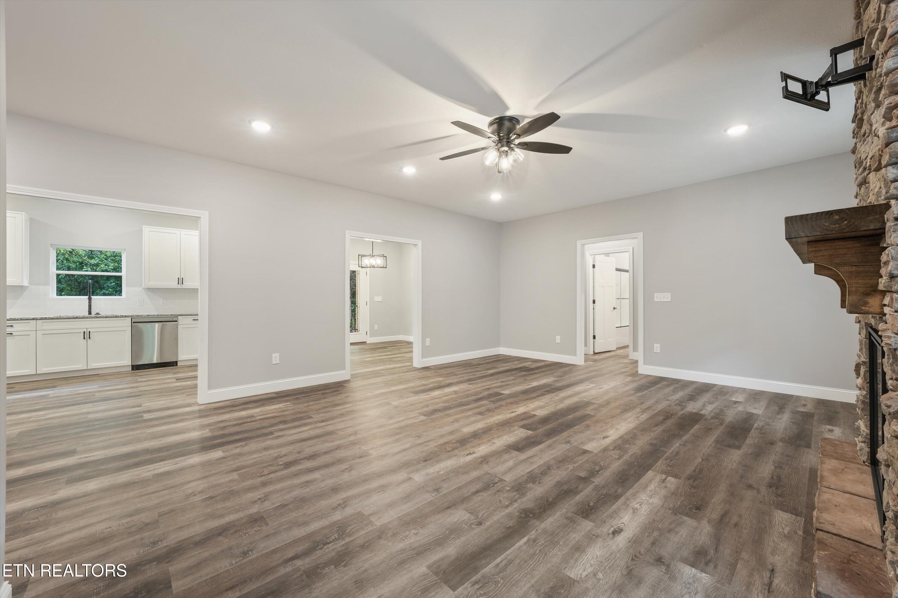 1963 Lee Proffitt Way Sevierville TN 37876