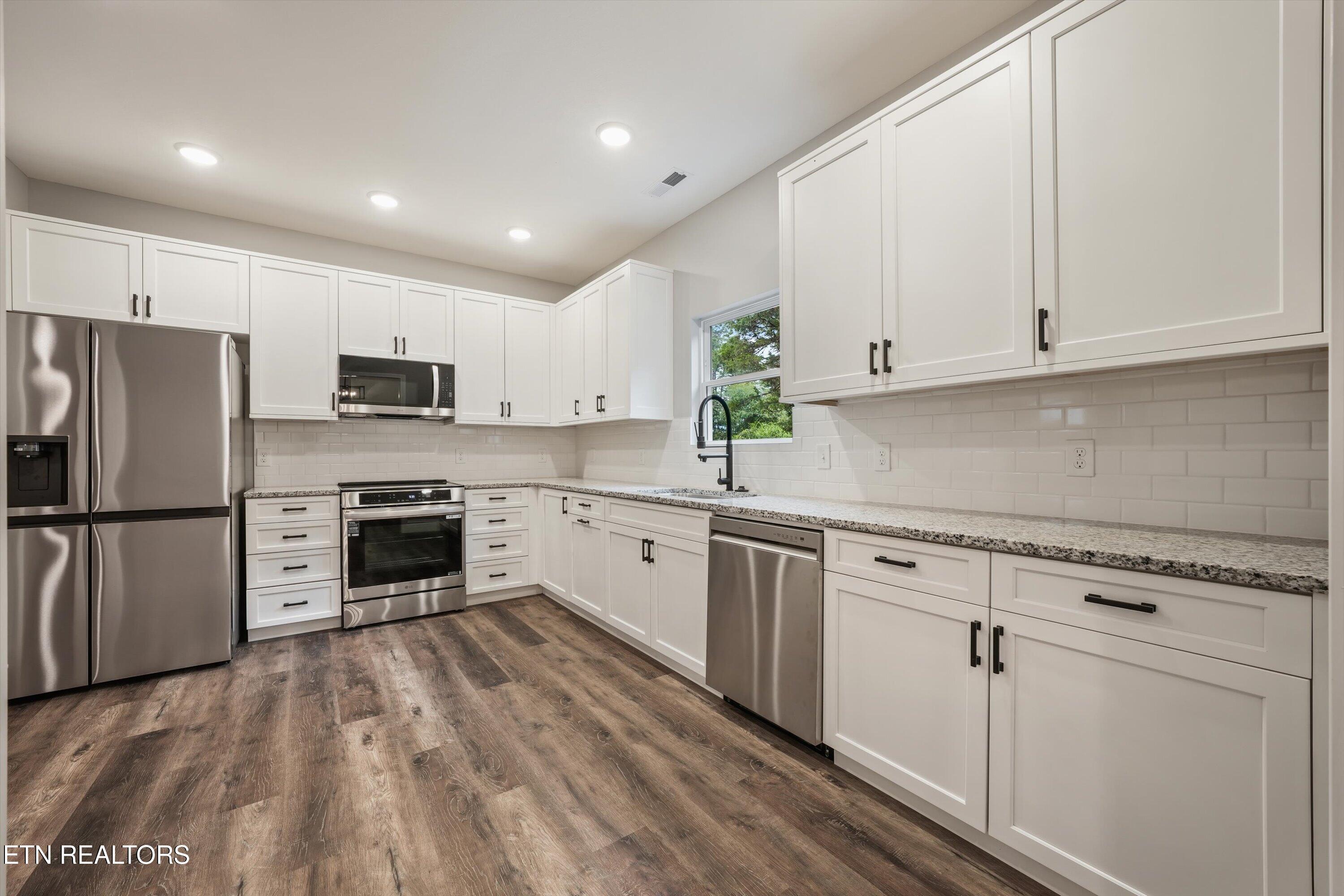 1963 Lee Proffitt Way Sevierville TN 37876