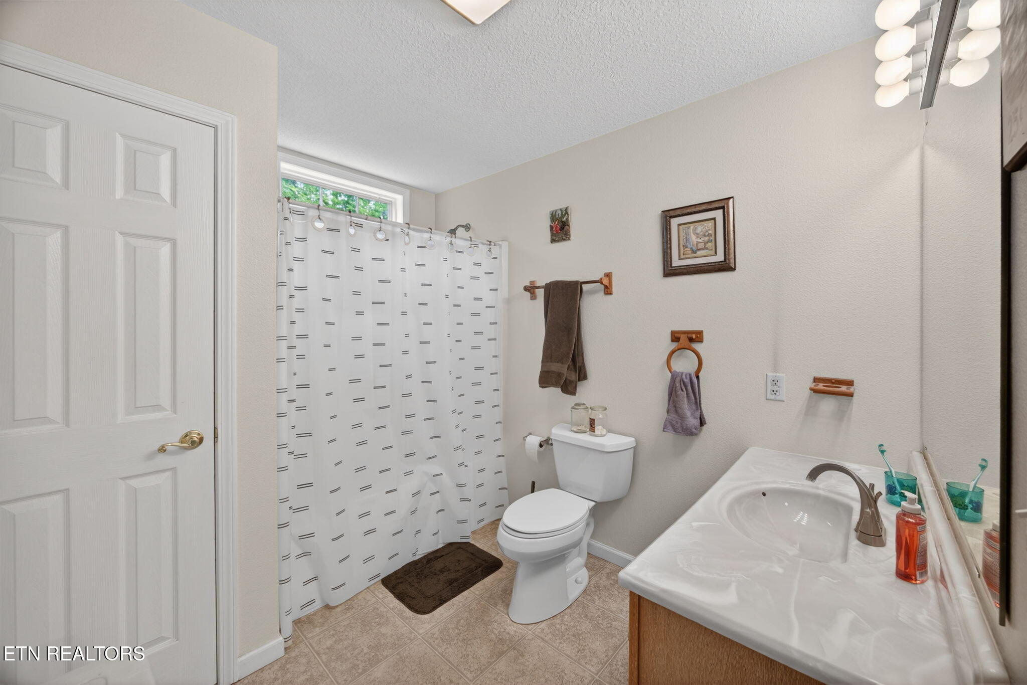 4024 Chica Road Crossville TN 38572